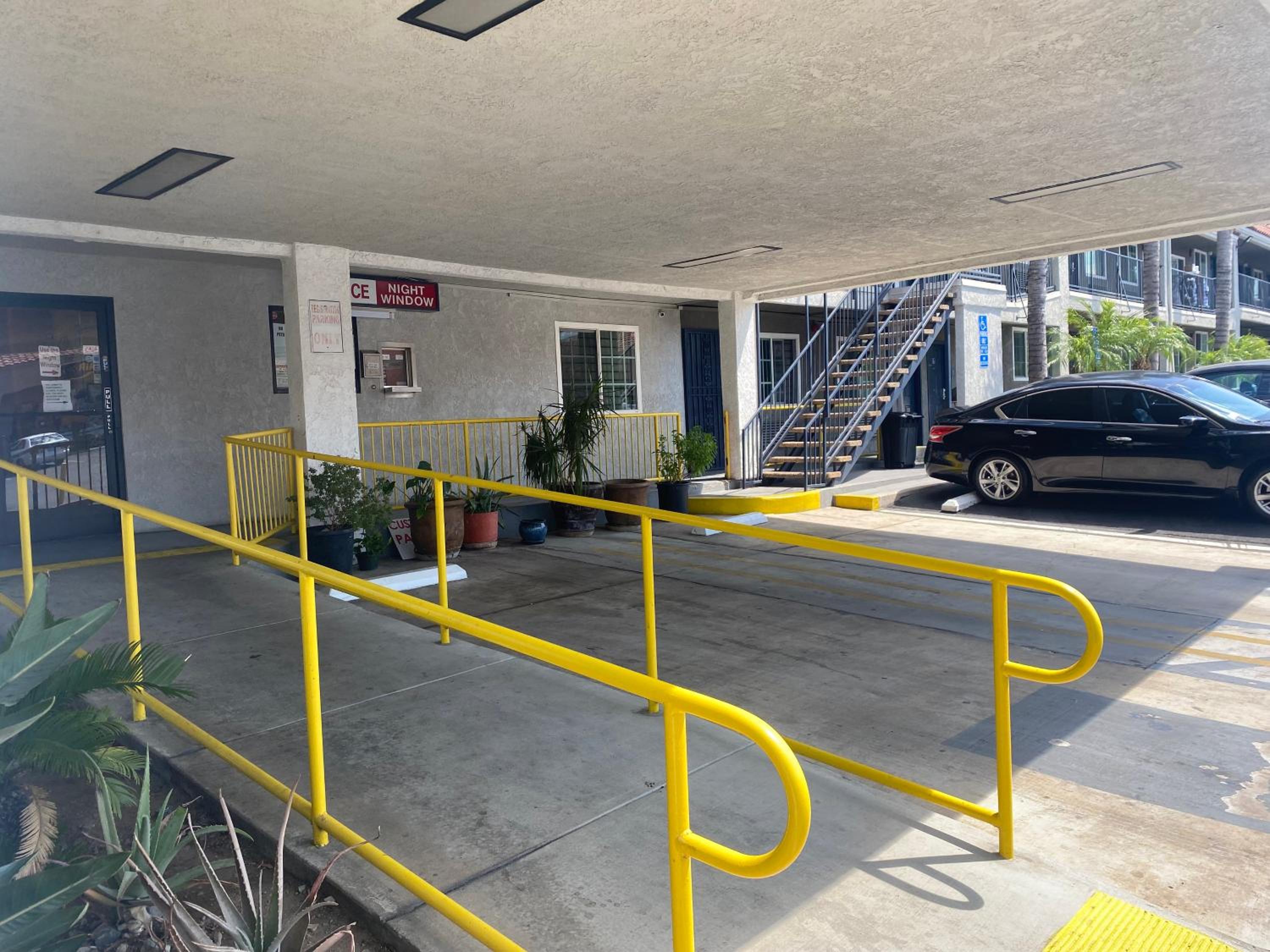 Corona Vacations - Welcome Inn Corona - Property Image 13