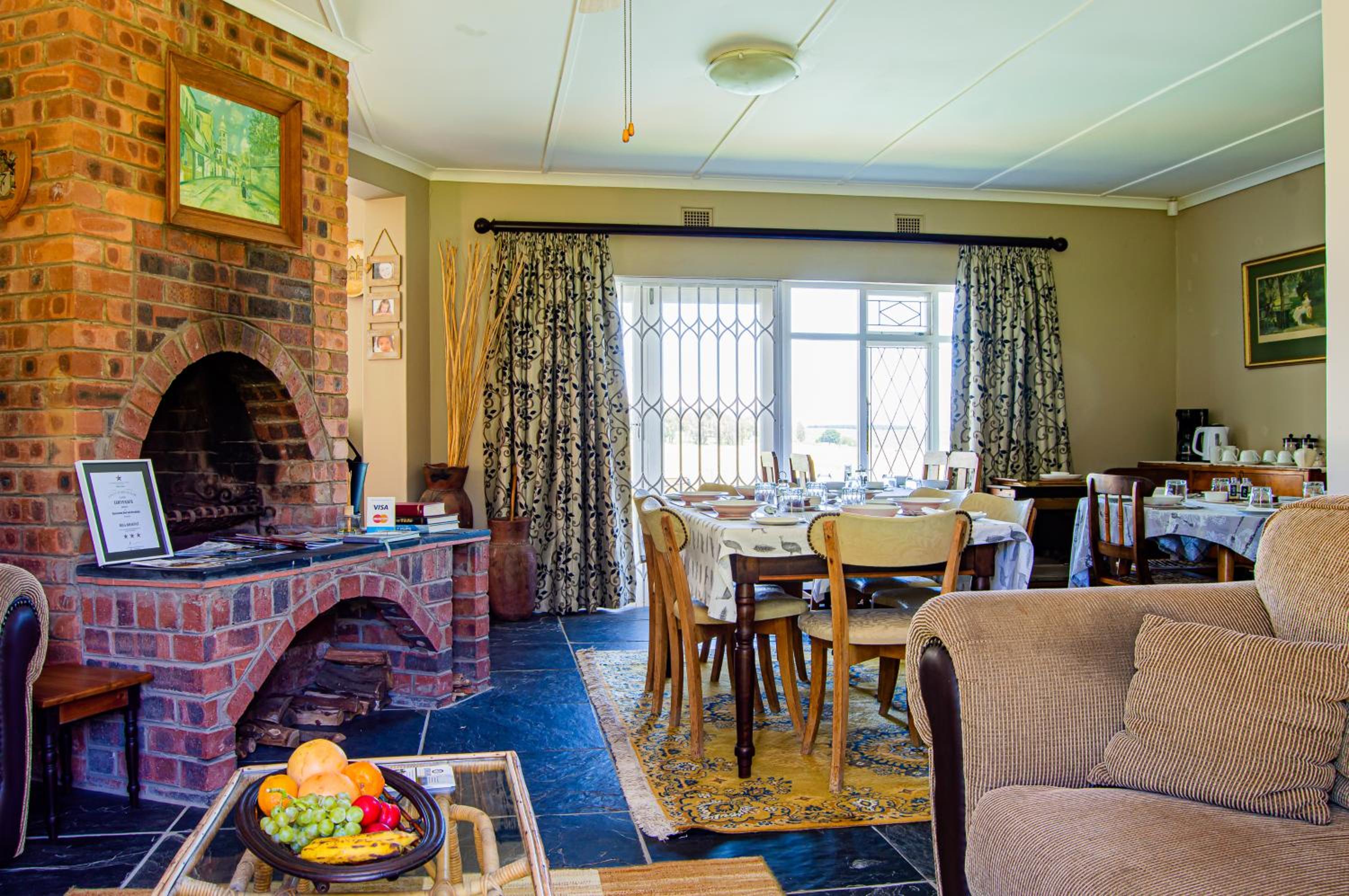 Dunroamin Bed and Breakfast view 4
