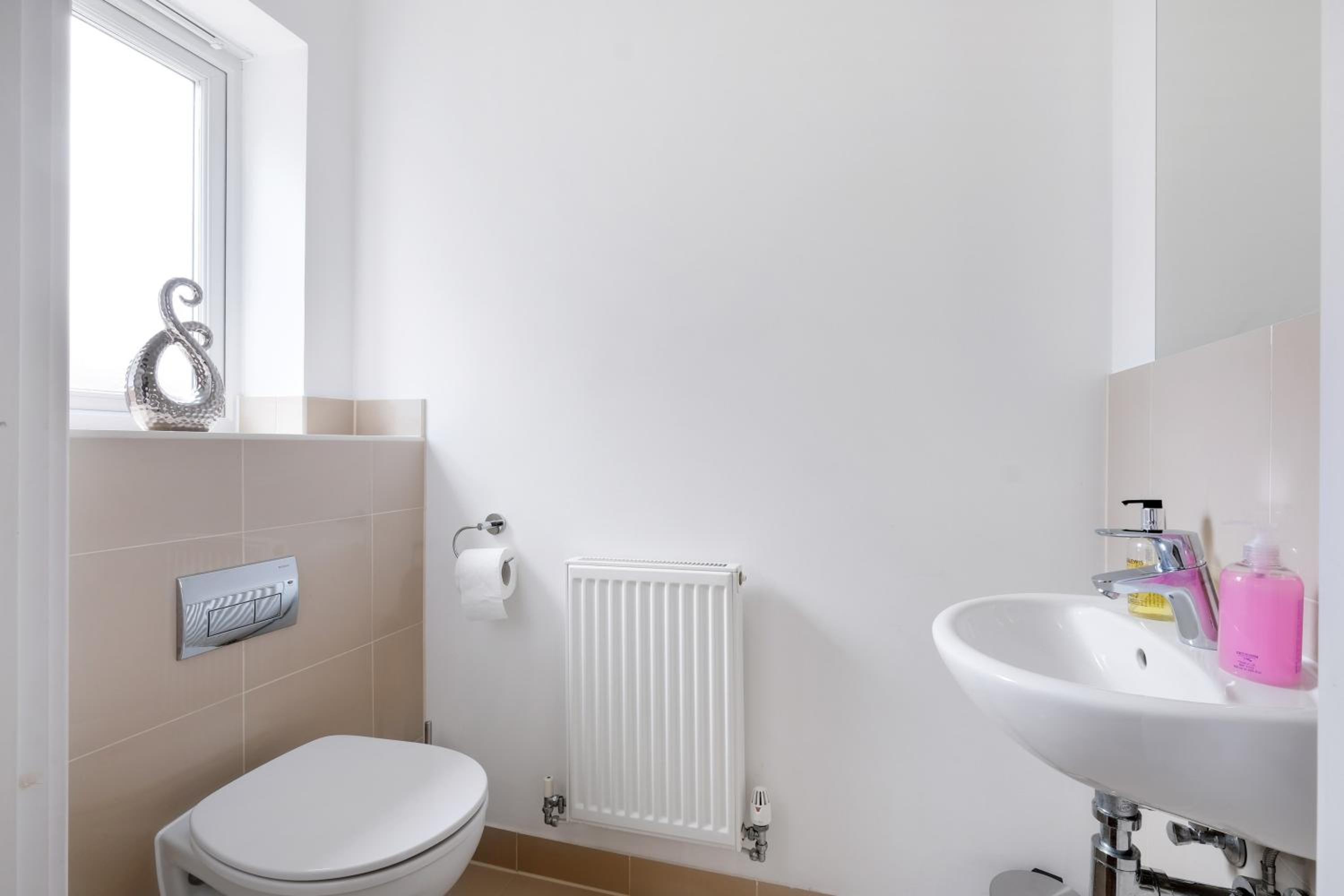 London Heathrow Living Holywell Serviced Houses - 3 and 4 bedrooms By 360stays, photo 14