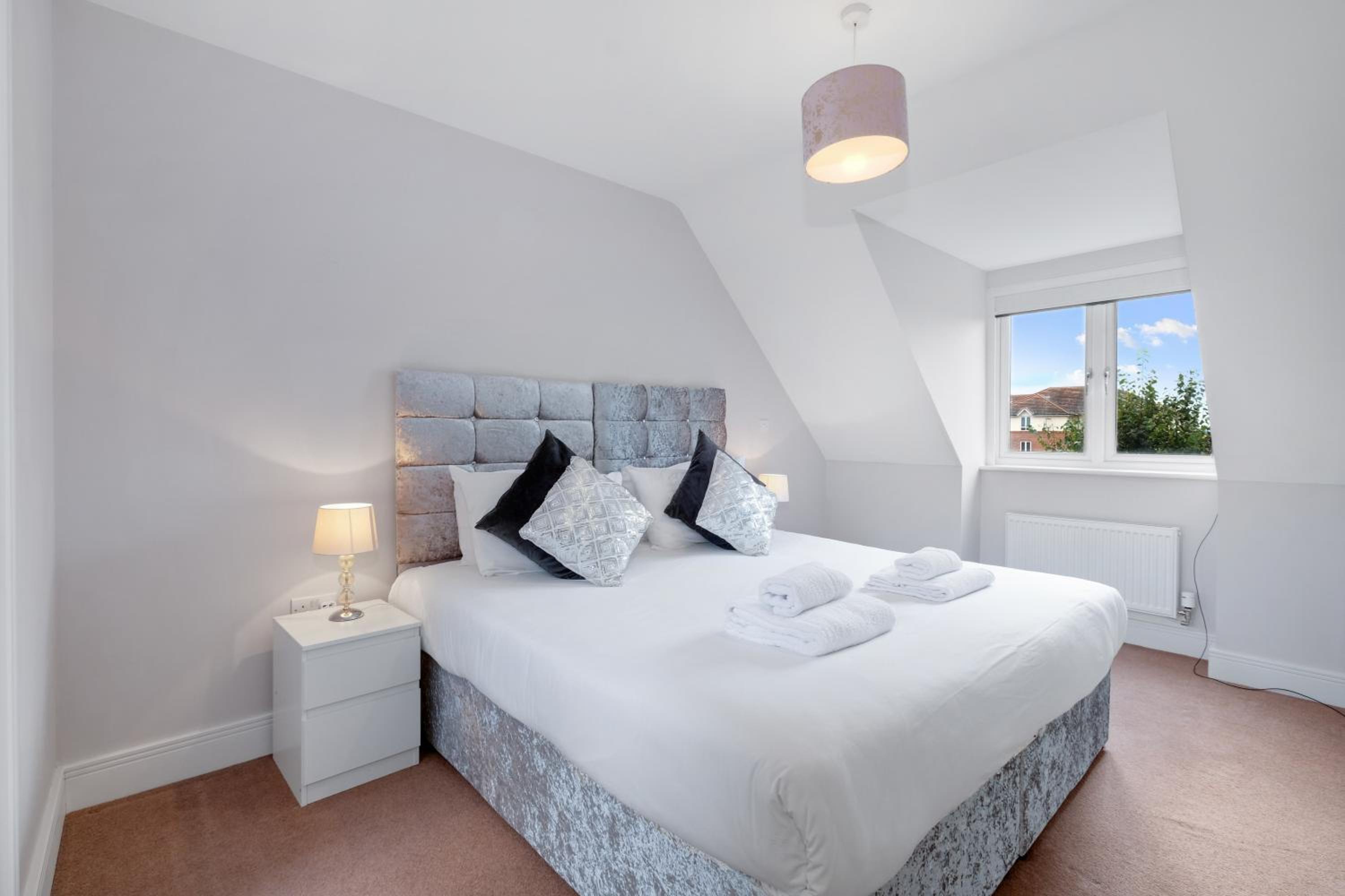 London Heathrow Living Holywell Serviced Houses - 3 and 4 bedrooms By 360stays, photo 179