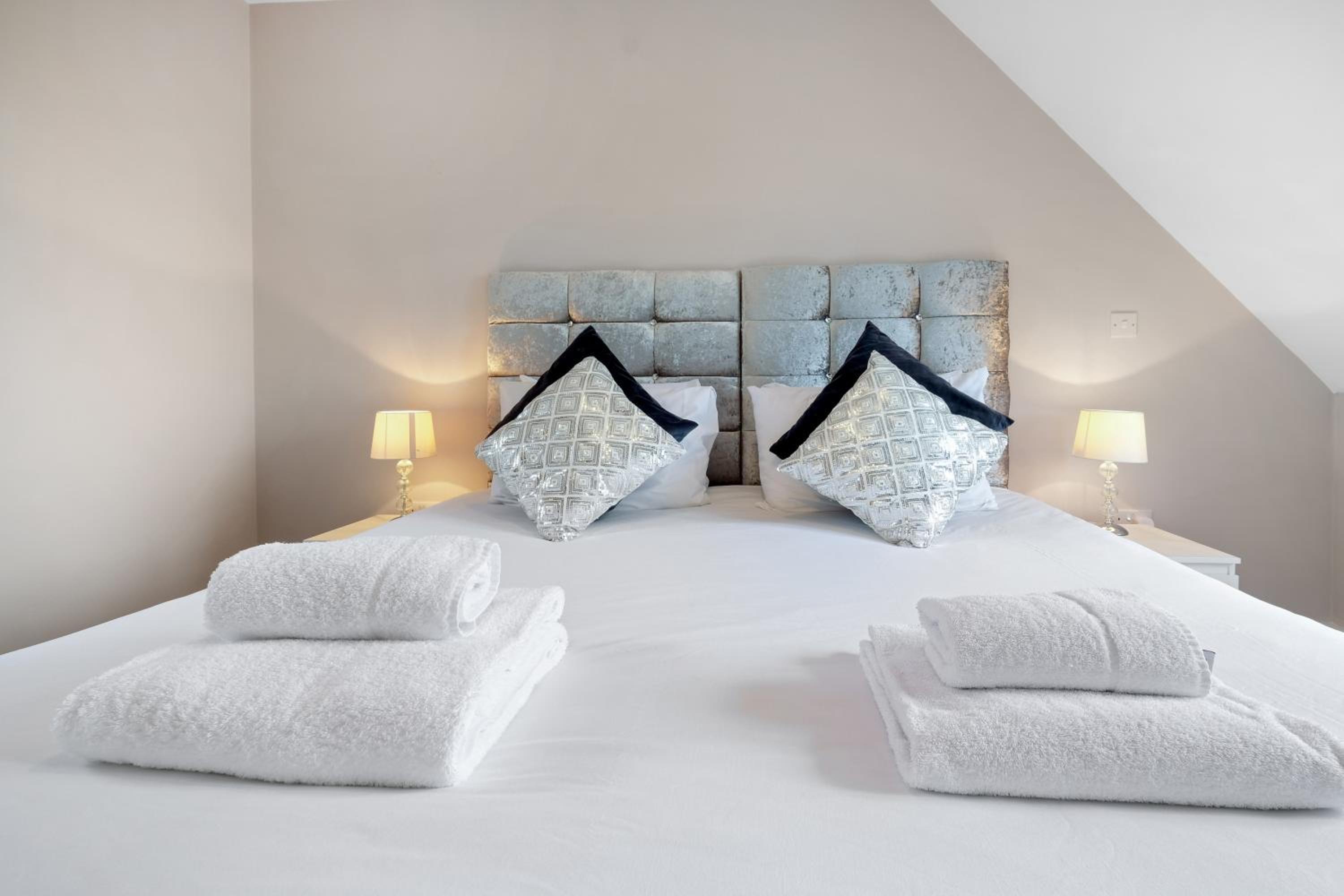 London Heathrow Living Holywell Serviced Houses - 3 and 4 bedrooms By 360stays, photo 59
