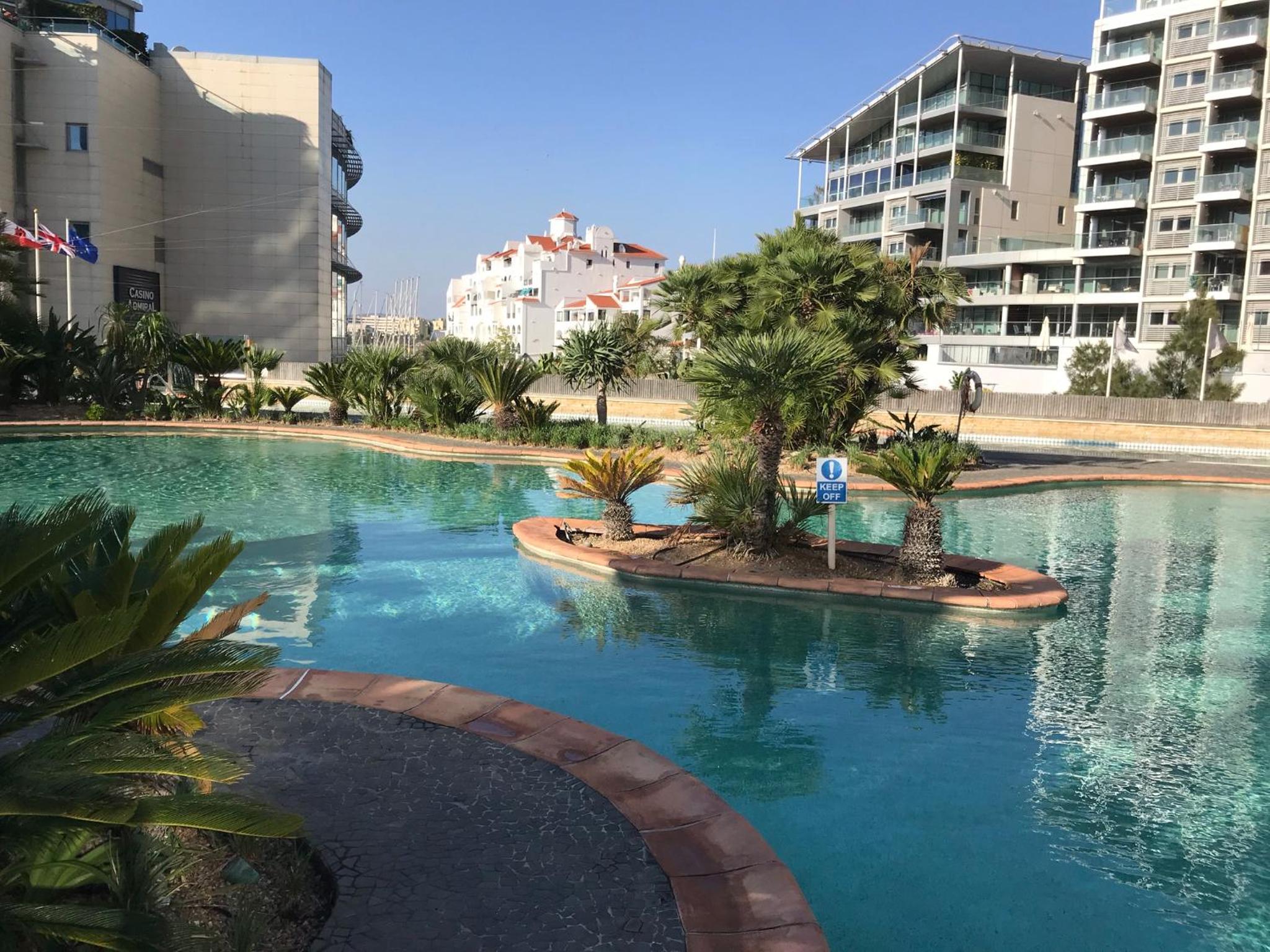 Family apartment with swimming pools 3 bedroom 2 bathroom Rock facing view 4