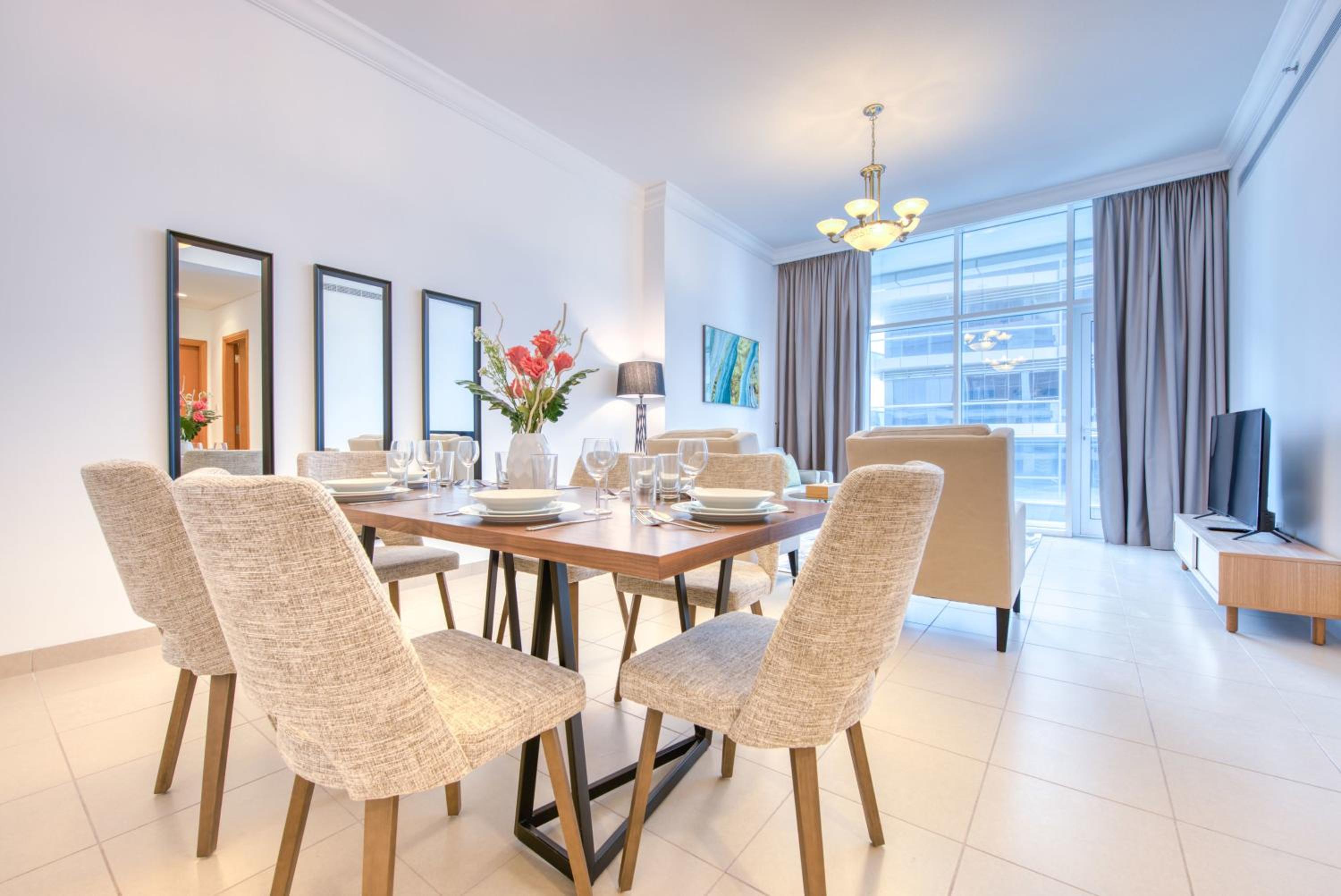 Exquisite Dubai's Urban Living in the City Centre