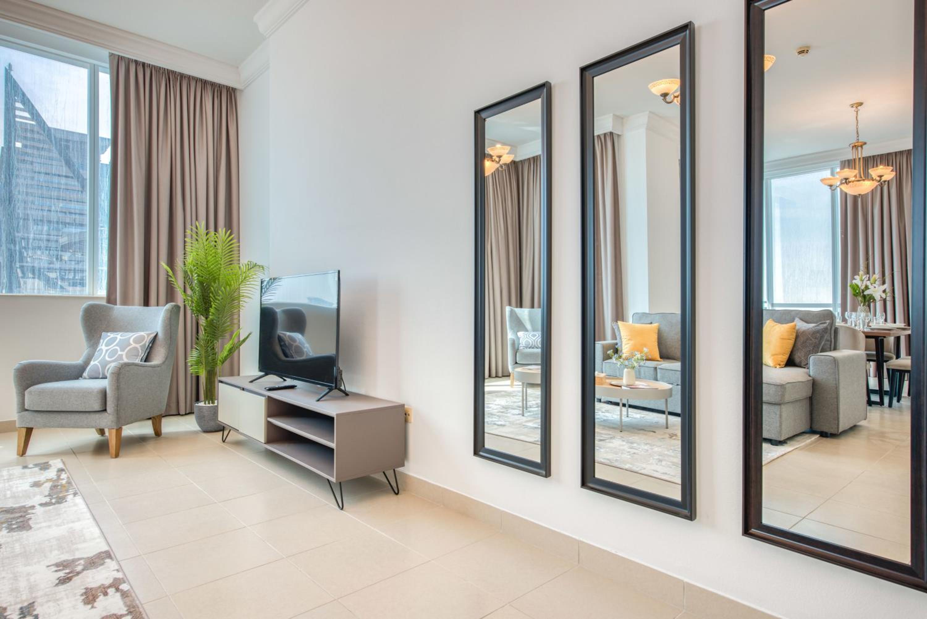 Exquisite Dubai's Urban Living in the City Centre