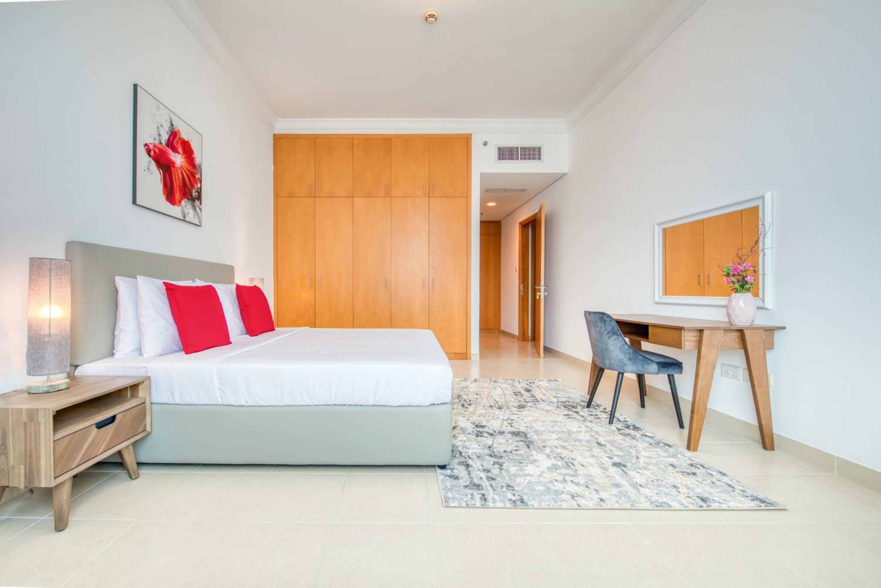 Exquisite Dubai's Urban Living in the City Centre