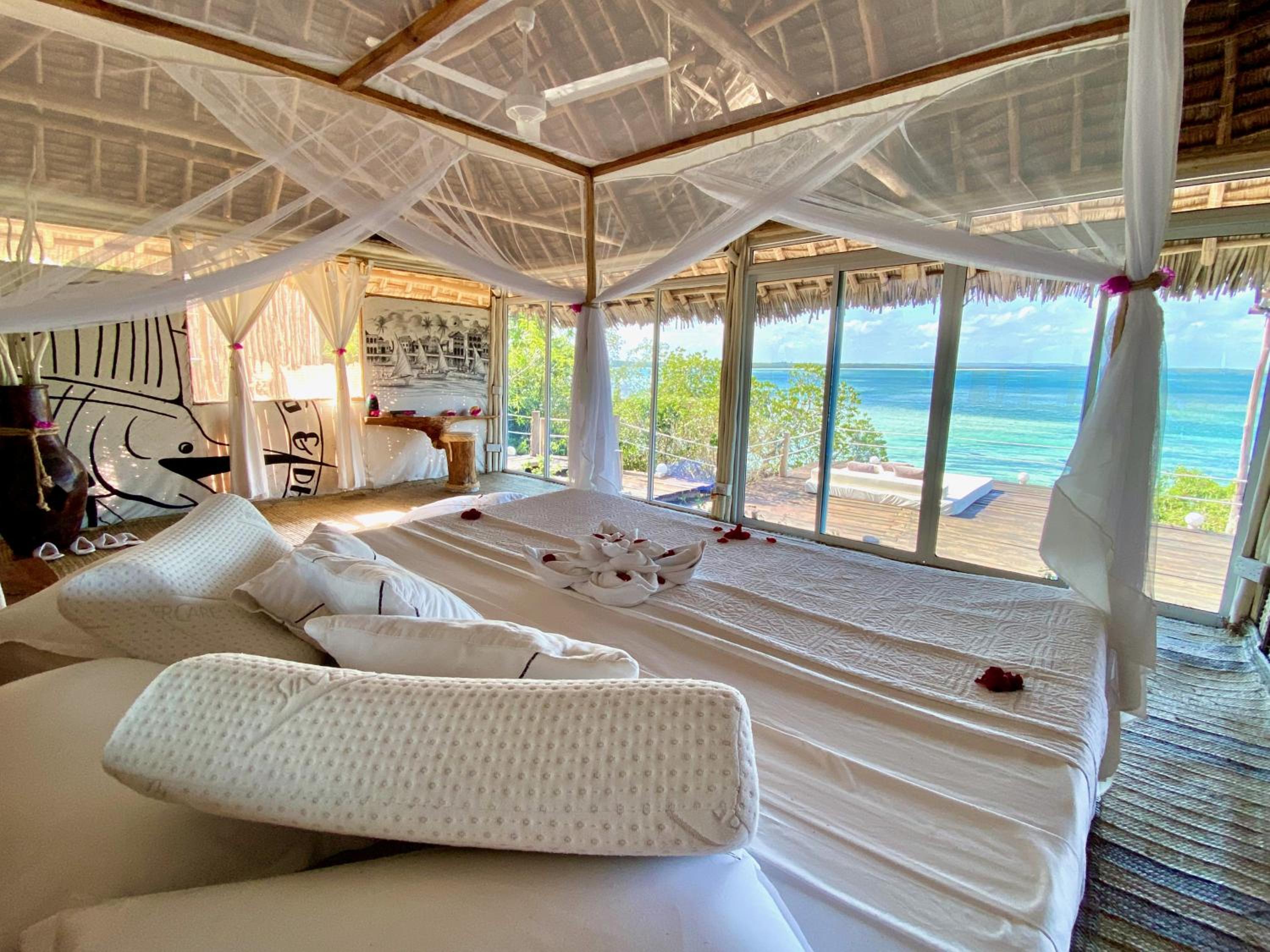 Rock and Sea Resort