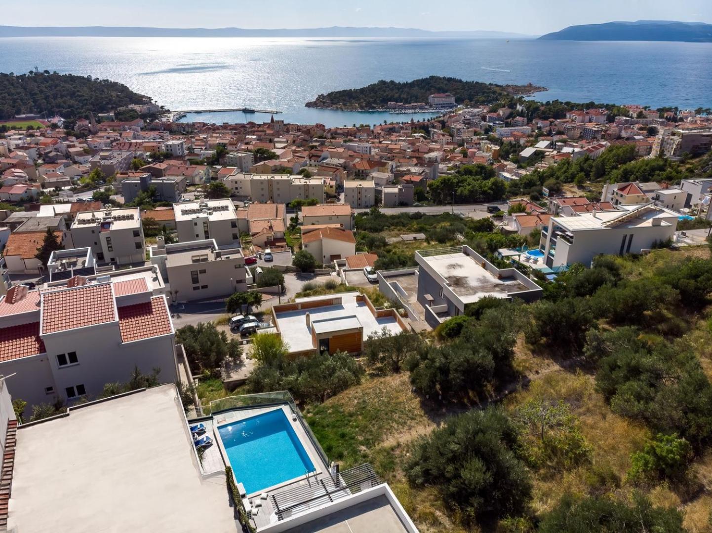 Villa Lea 5-bedroom villa with private pool and amazing views of city and sea view 4