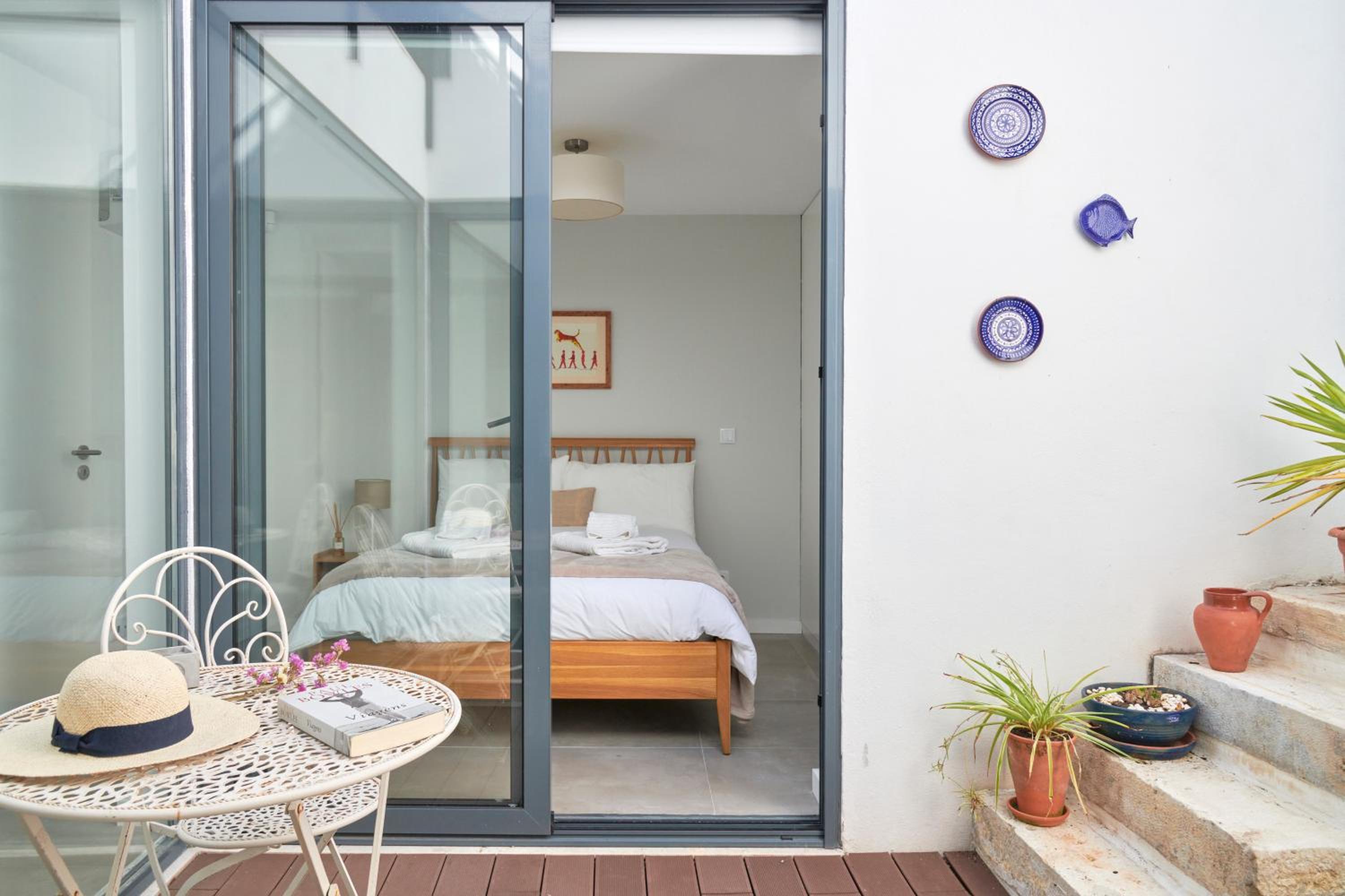 Charming house with terrace in Lisbon.WIFI. view 3