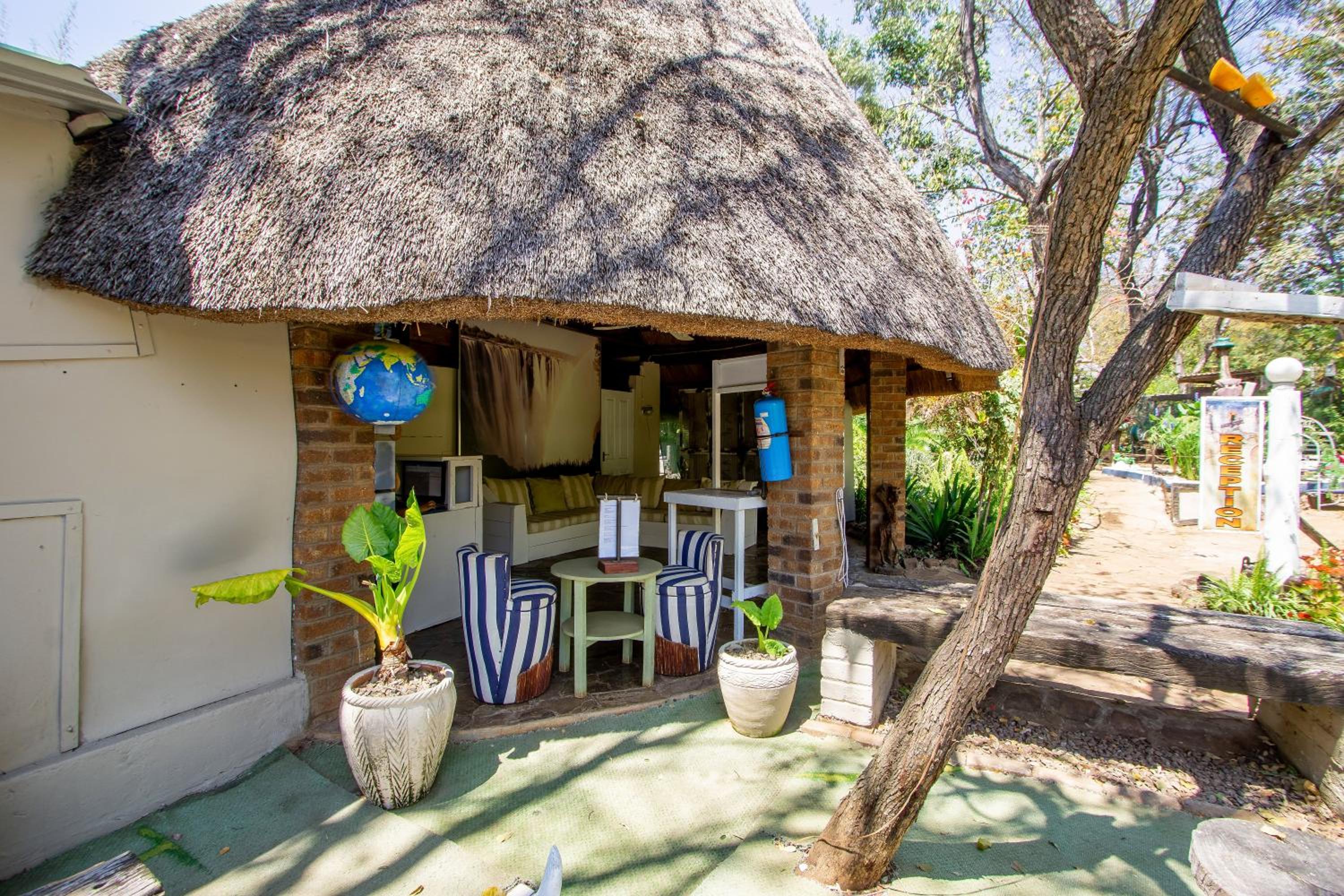 Victoria Falls Backpackers Lodge