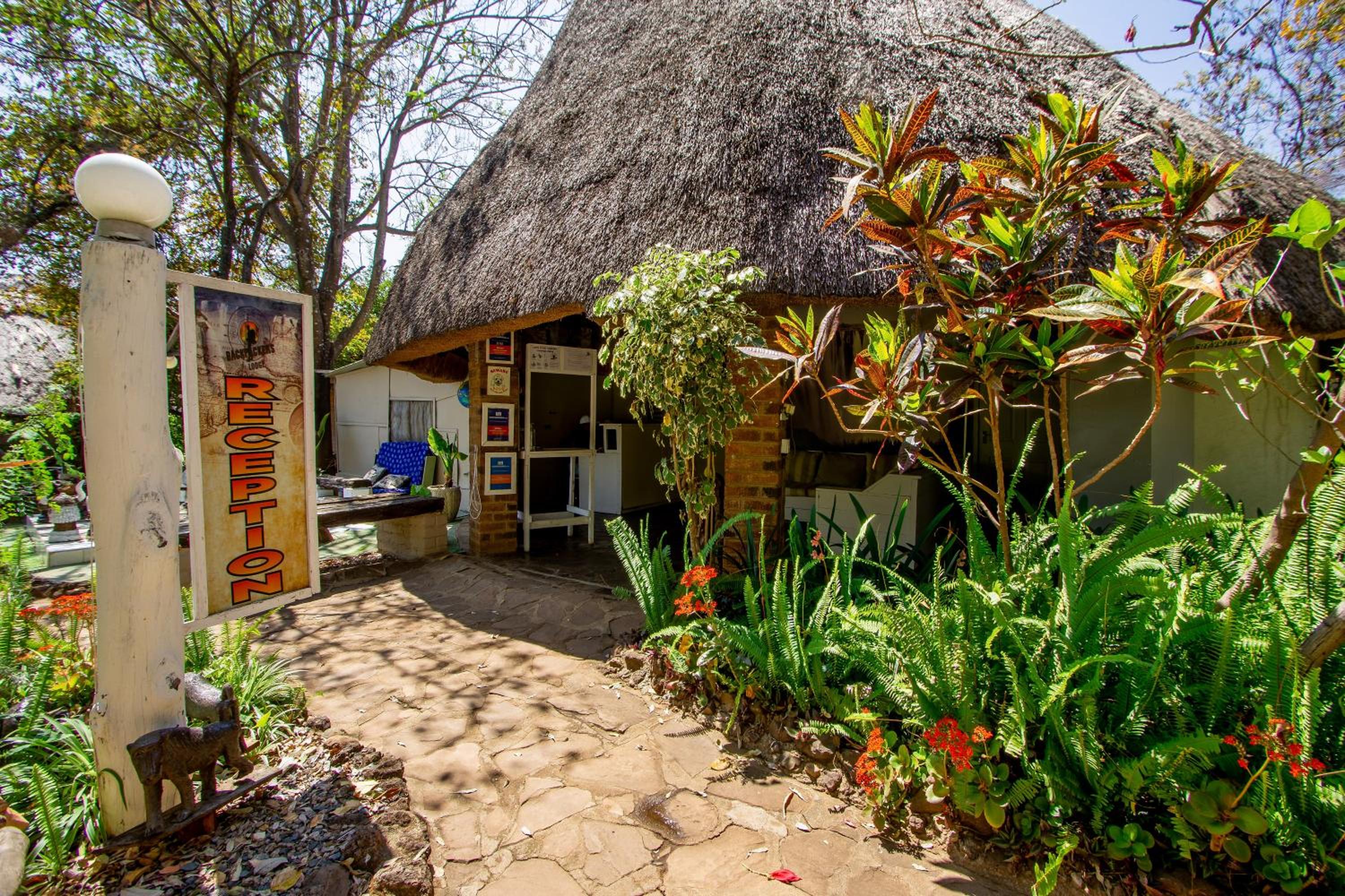Victoria Falls Backpackers Lodge