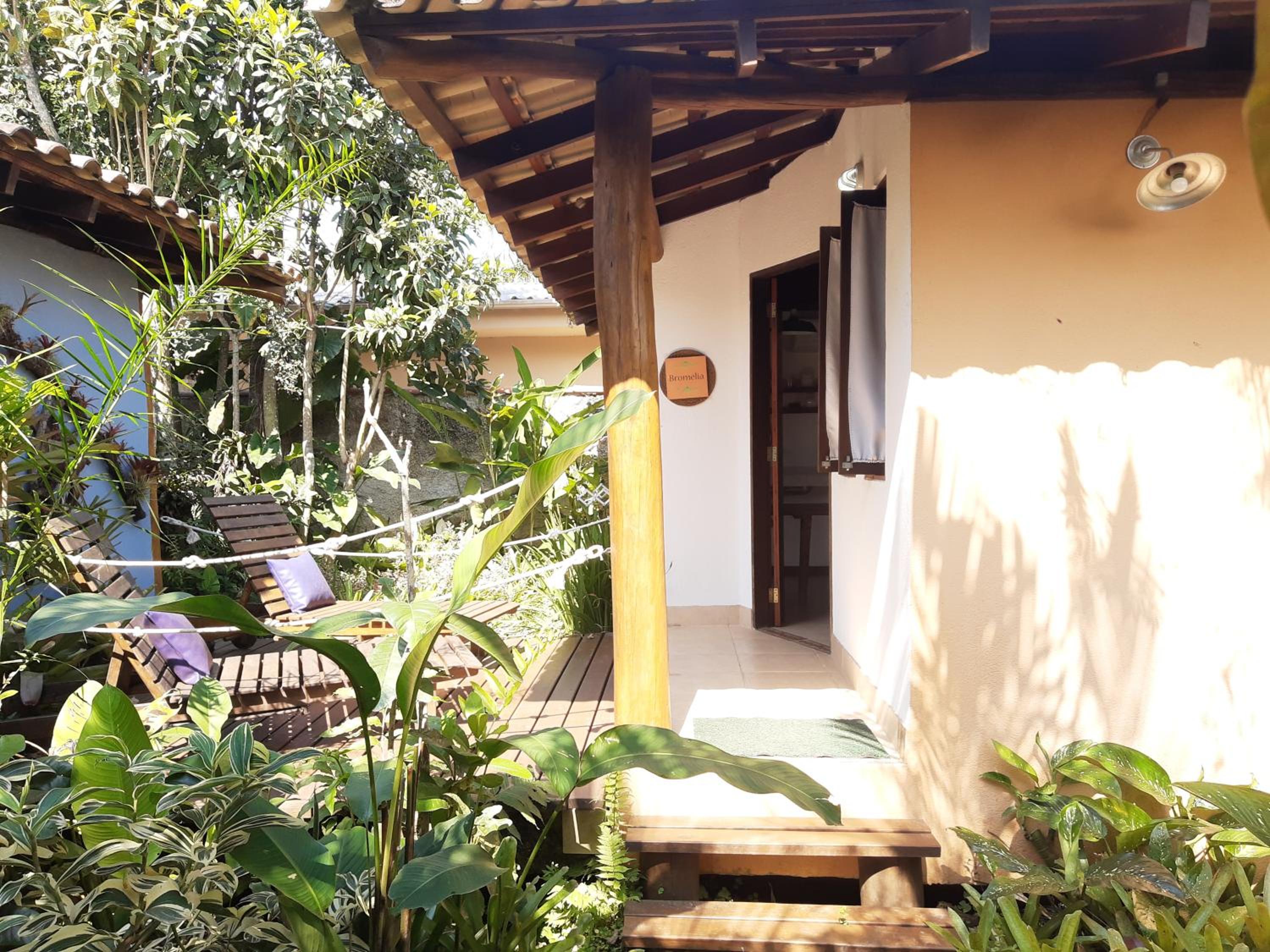 Casa Jardim Bangalos