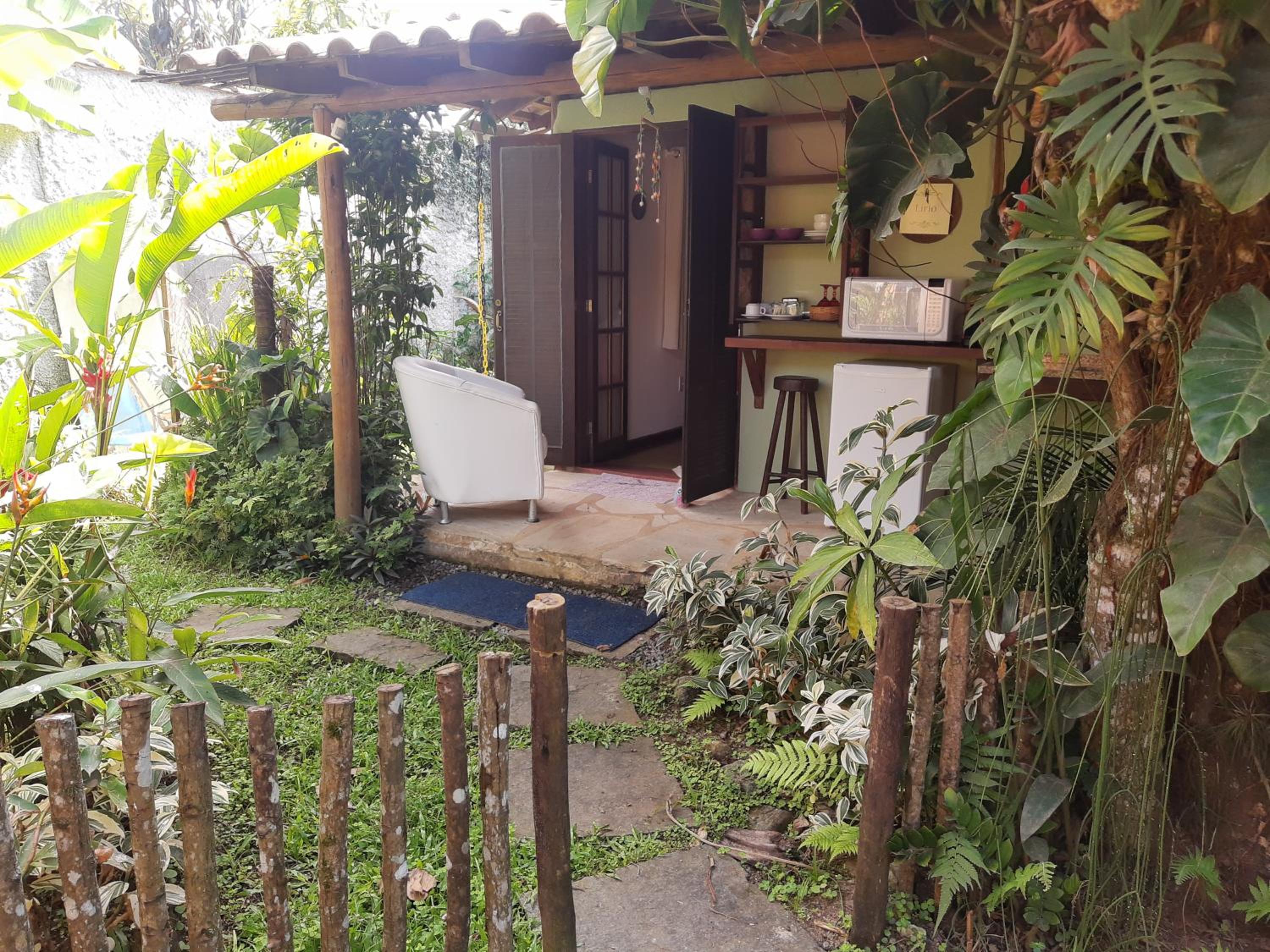 Casa Jardim Bangalos