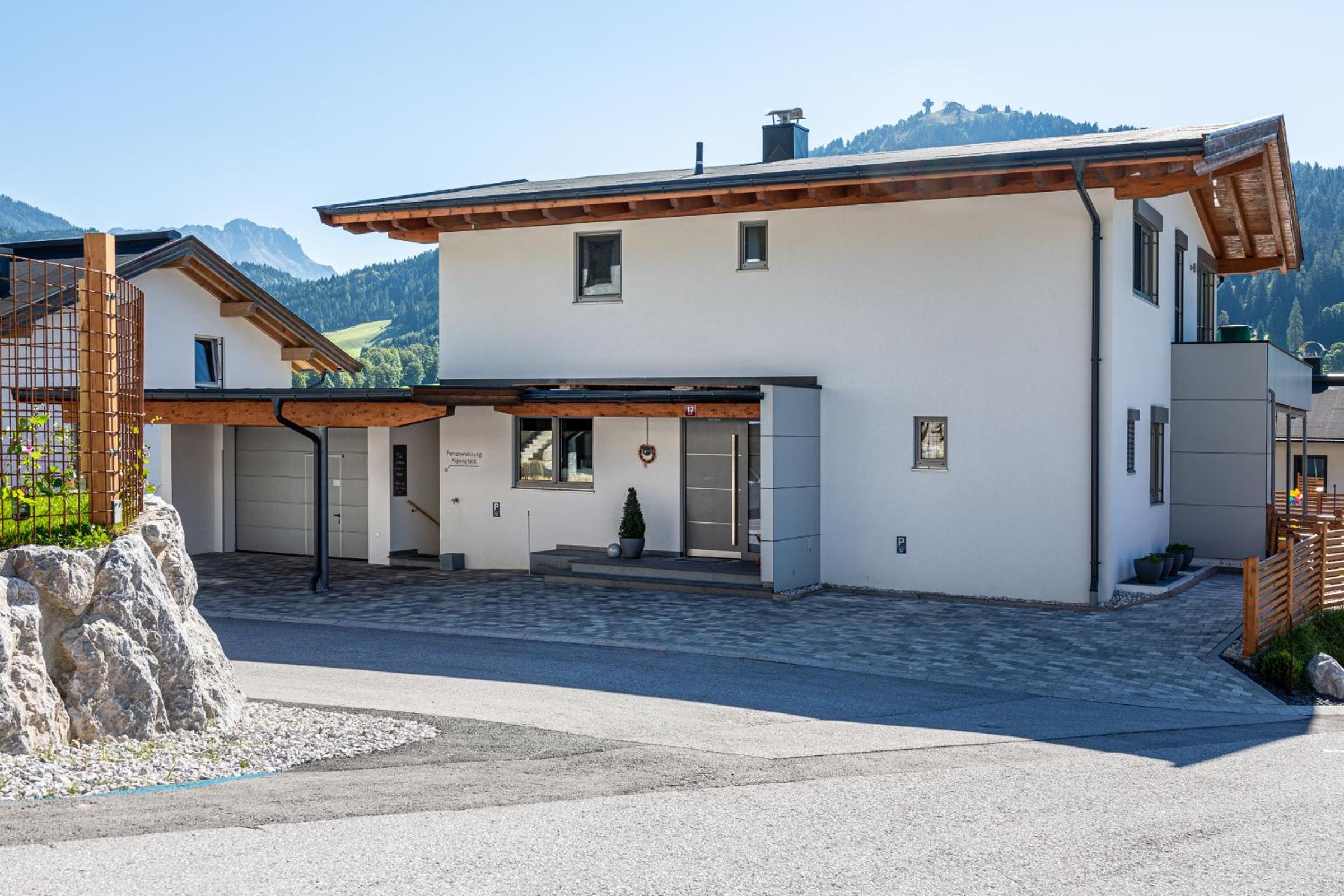 Ferienwohnung Alpenglück view 3