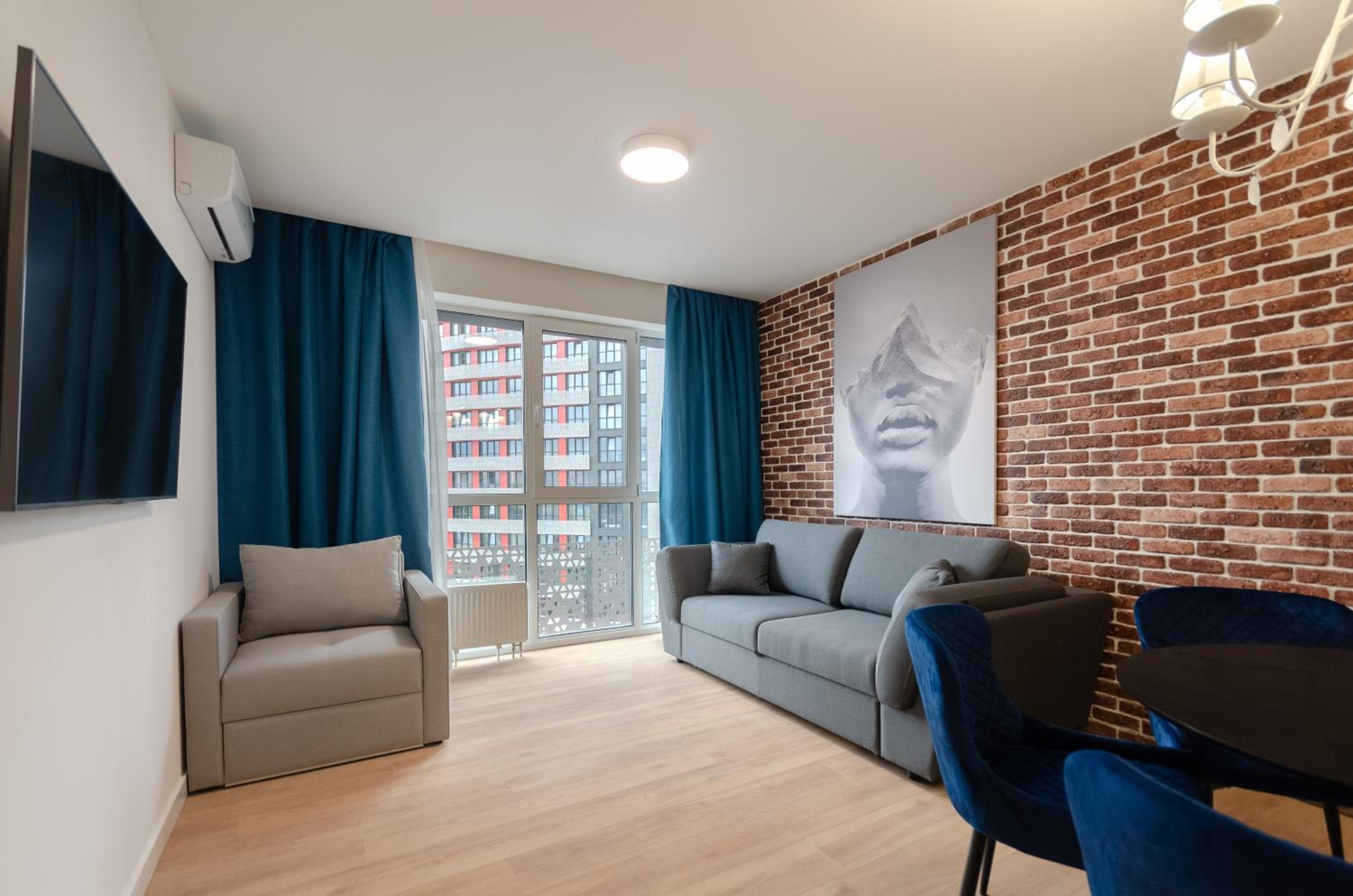 1295 Best loft apartment in Kyiv view 2