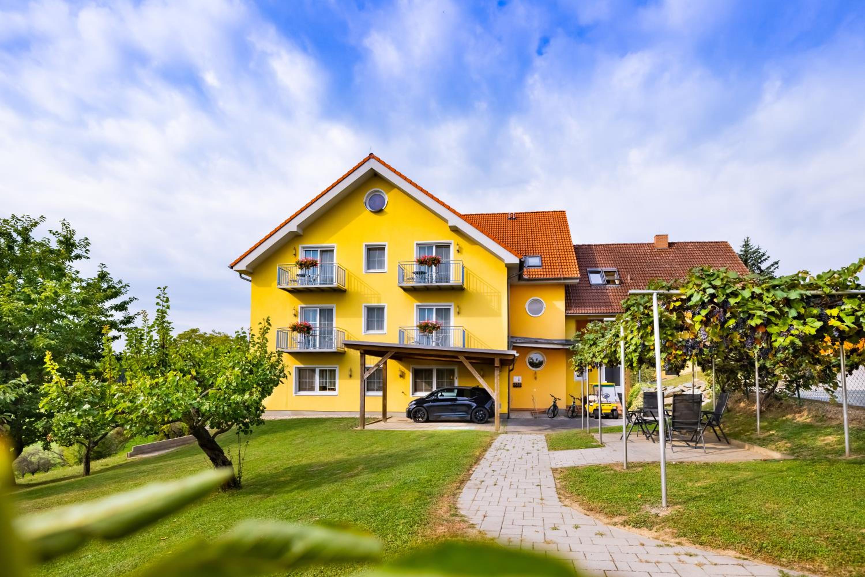 Golf & Thermenland Sonnenpension Frühstückshotel Burgauberg Stegersbach