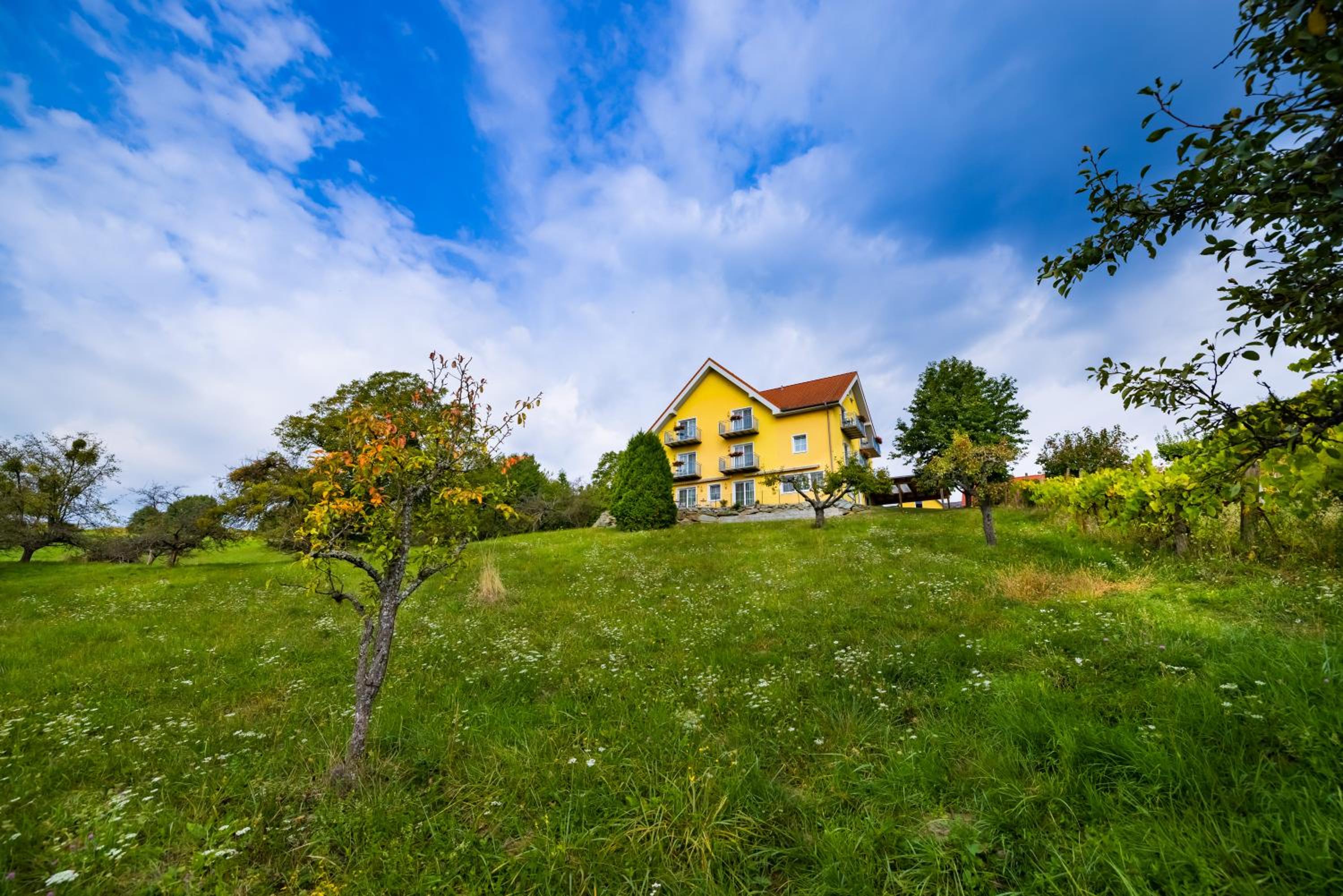 Golf & Thermenland Sonnenpension Frühstückshotel Burgauberg Stegersbach