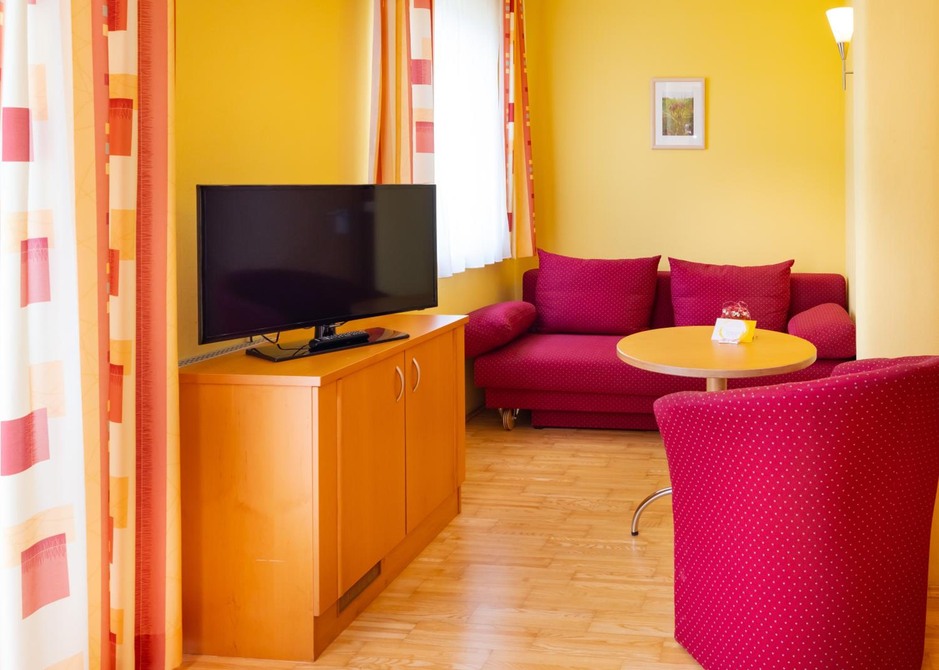 Golf & Thermenland Sonnenpension Frühstückshotel Burgauberg Stegersbach