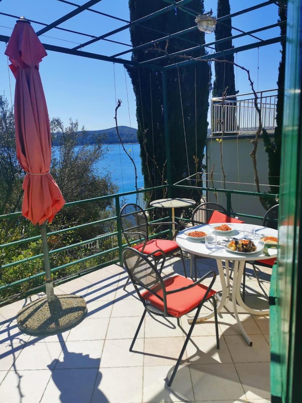 Villa MT view 2