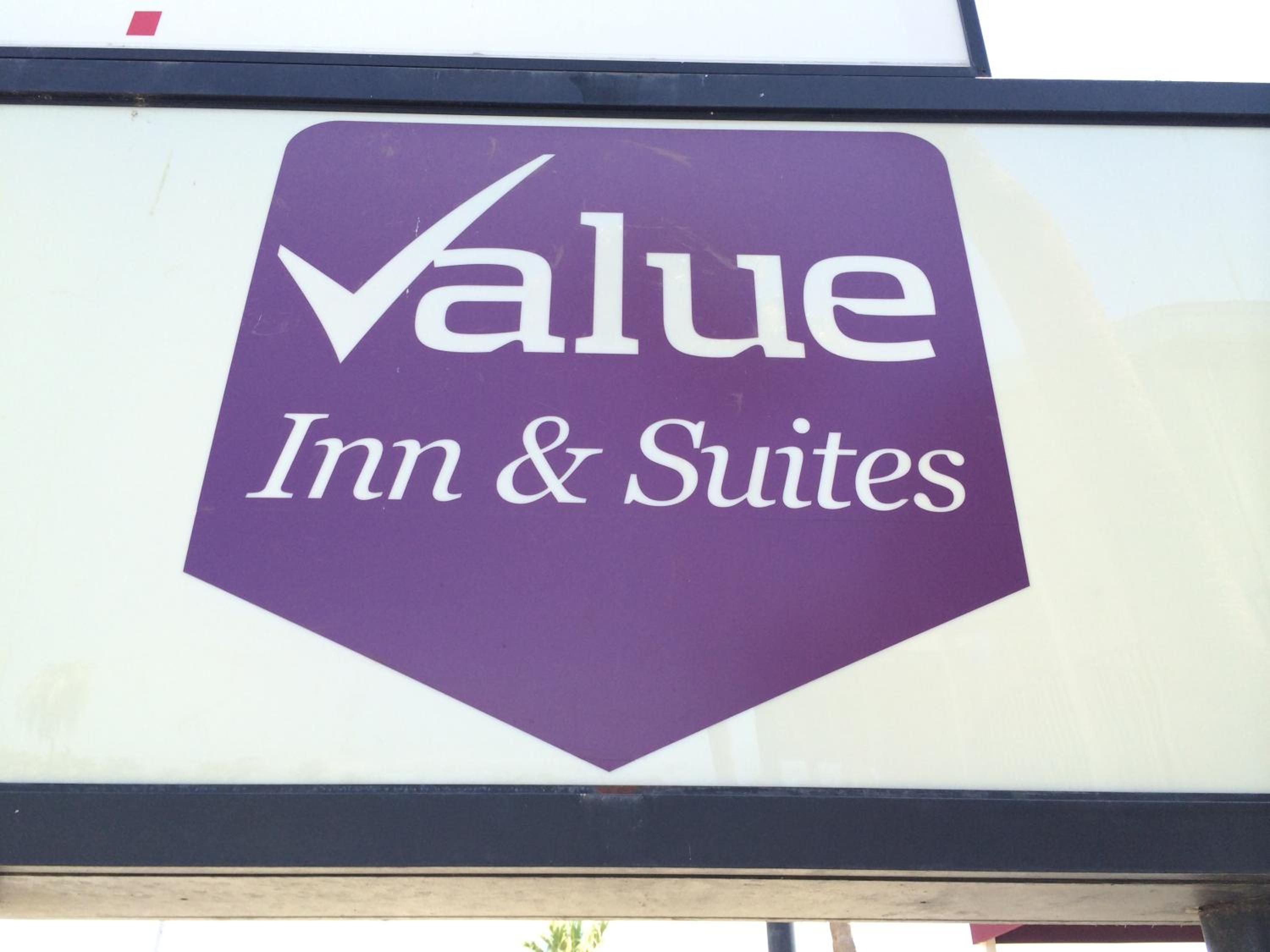 Value Inn & Suites view 5