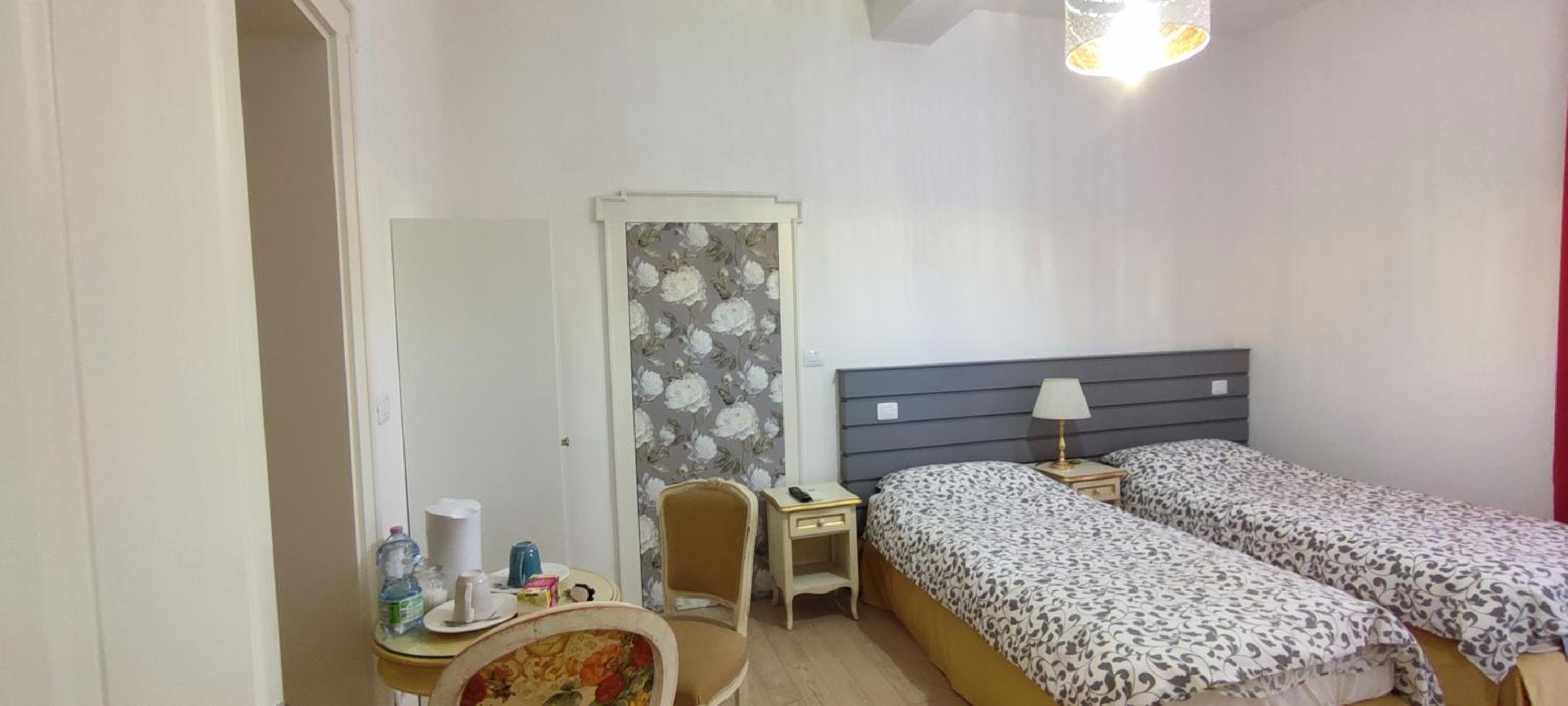 Strada Maggiore 37 photo 4