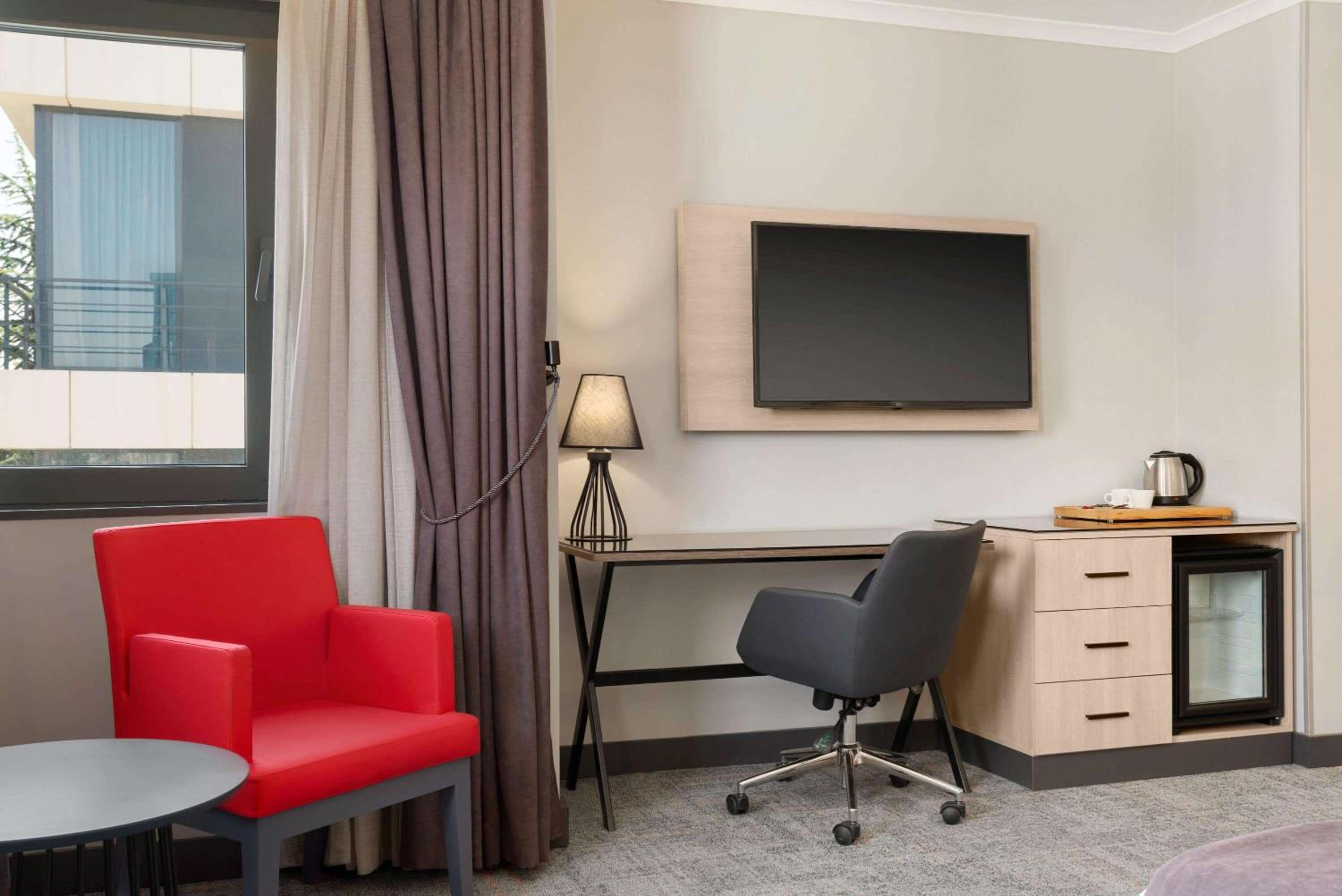 Days Hotel by Wyndham Ankara Cankaya - Image 17