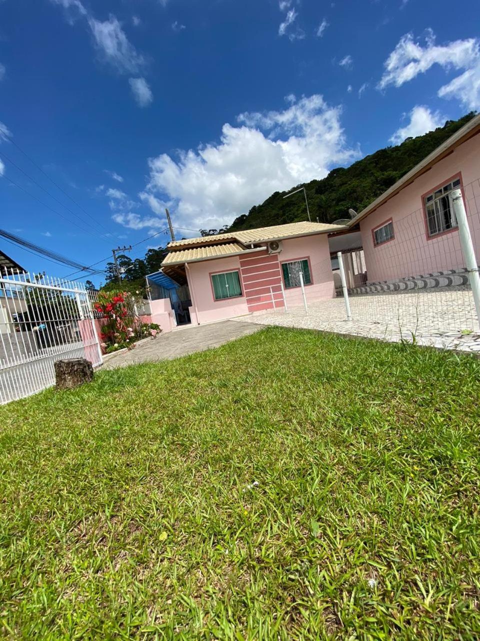 Casa Veraneio em Zimbros - Bombinhas