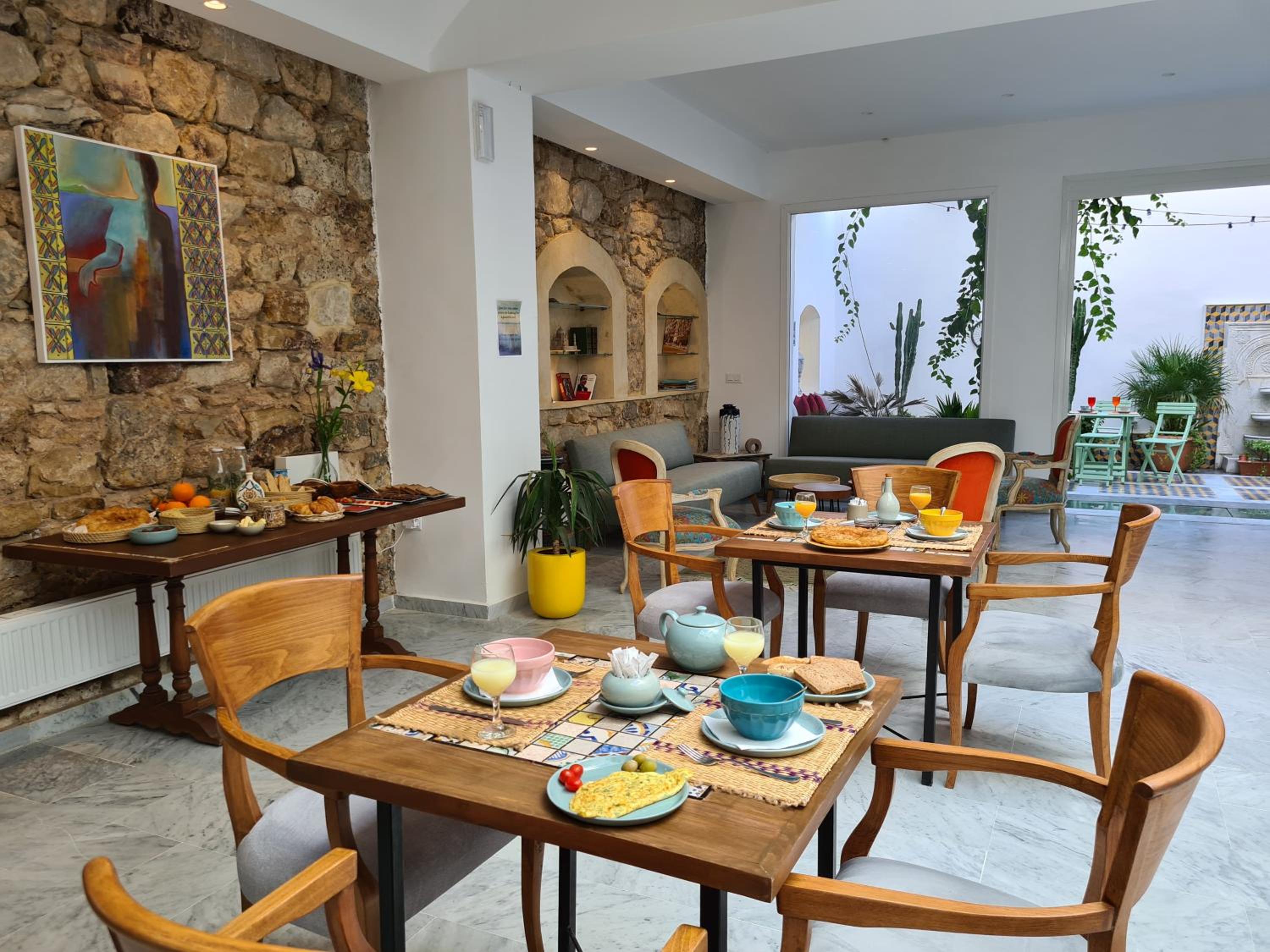 dining
