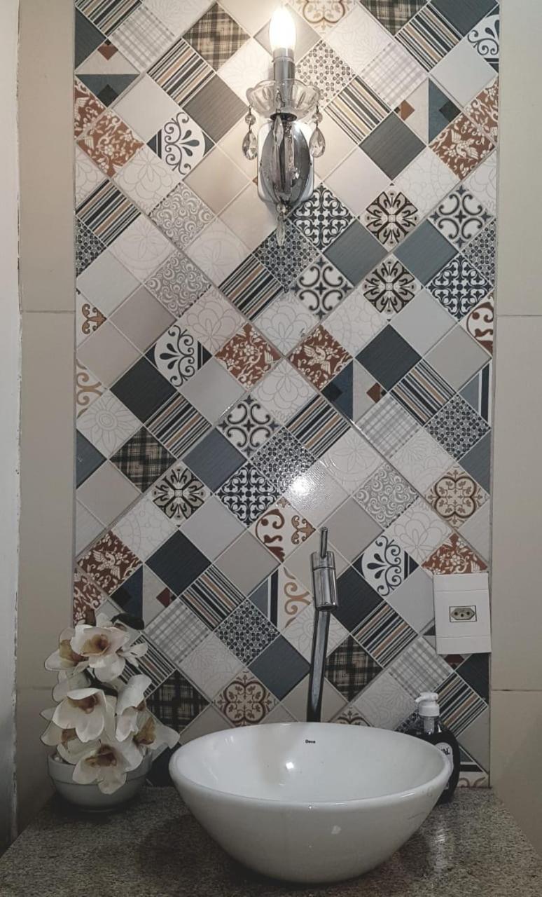 Sobrado 2 amplo e confortável em condomínio