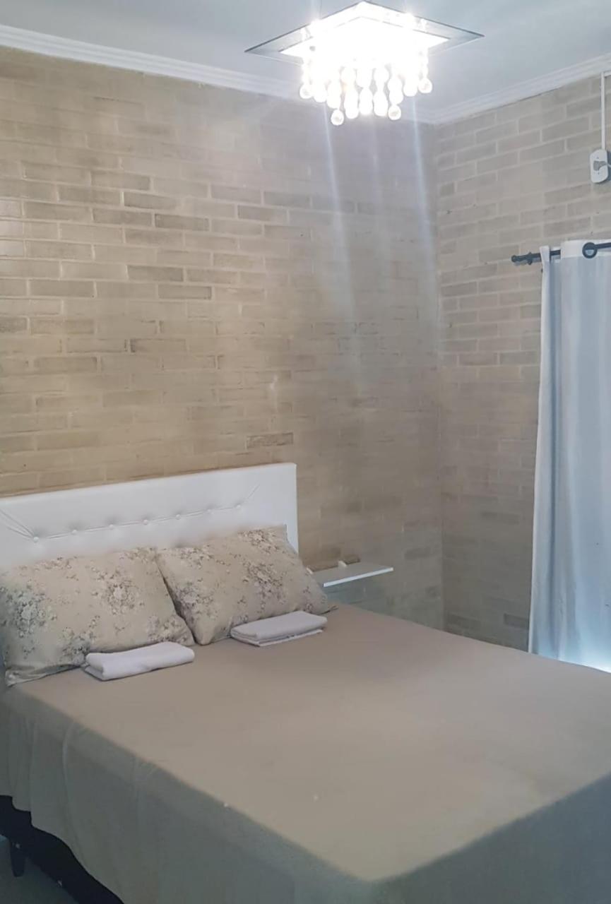 Sobrado 2 amplo e confortável em condomínio