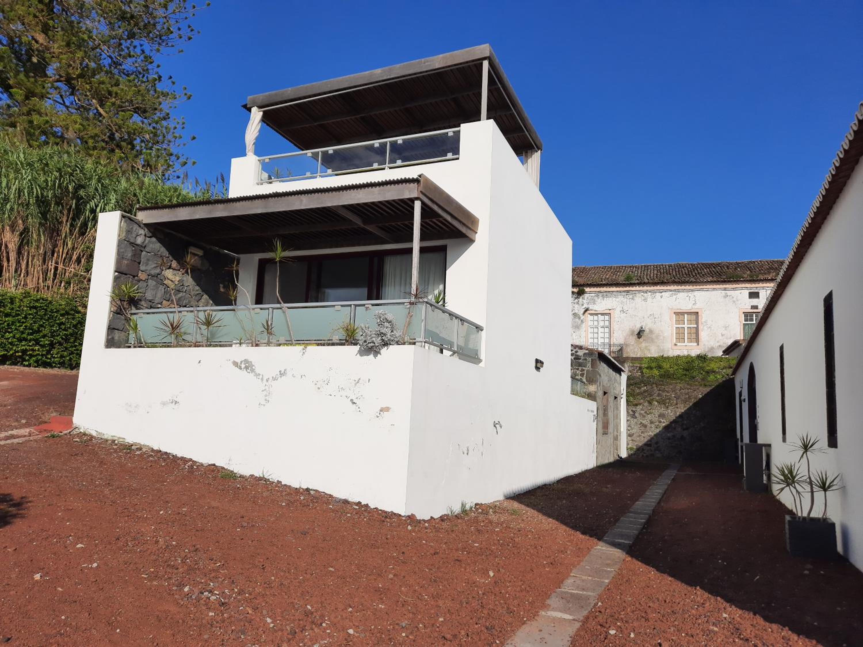 QVA - Quinta Velha das Amoreiras view 2