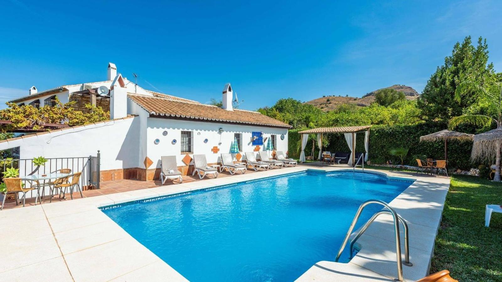 Casa La Vina del Arenal Pizarra by Ruralidays photo 2