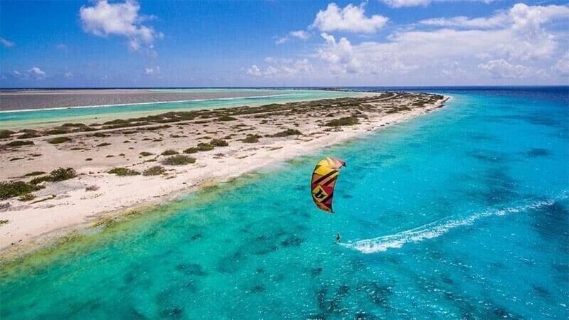 Villa Chica 3 min to Beach, Diving & Restaurants with Pool and private Garden 10 min to Windsurfing & Kitesurfing