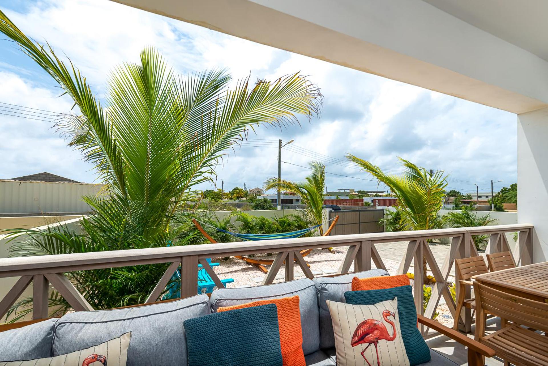 Villa Chica 3 min to Beach, Diving & Restaurants with Pool and private Garden 10 min to Windsurfing & Kitesurfing