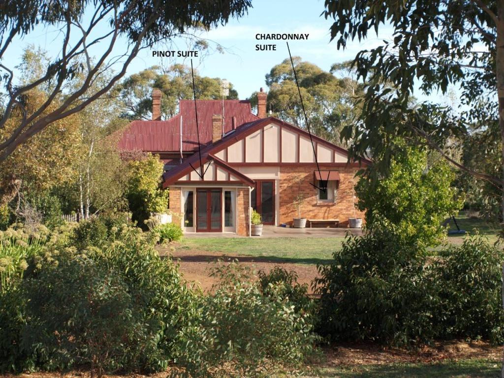 Pierrepoint Accommodation