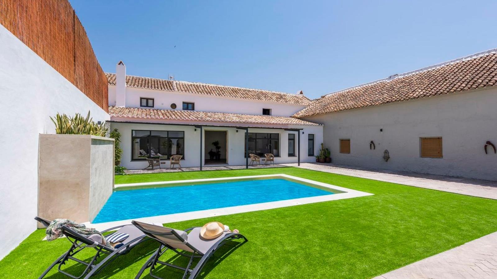 Cortijo Palanco Antequera by Ruralidays
