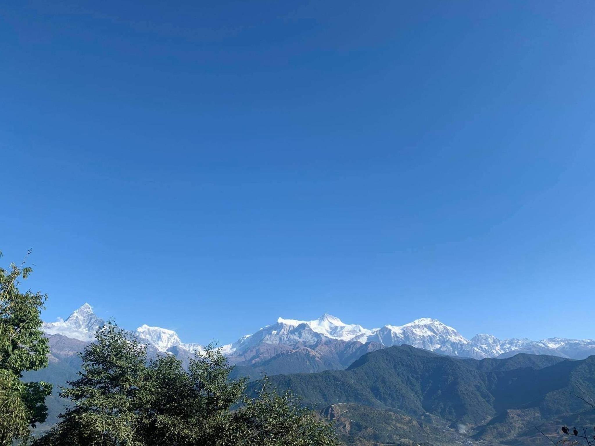 Superview Lodge - Family-Run, Himalayan Sunrise