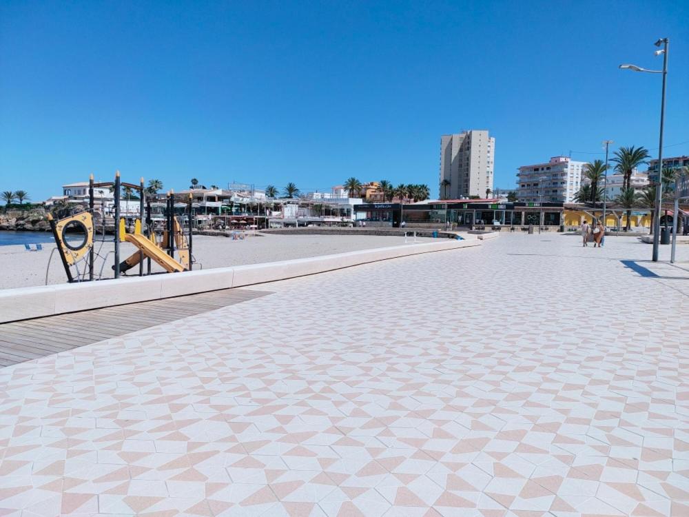 Ground floor Apartment close to Arenal Javea - 4 pers view 5