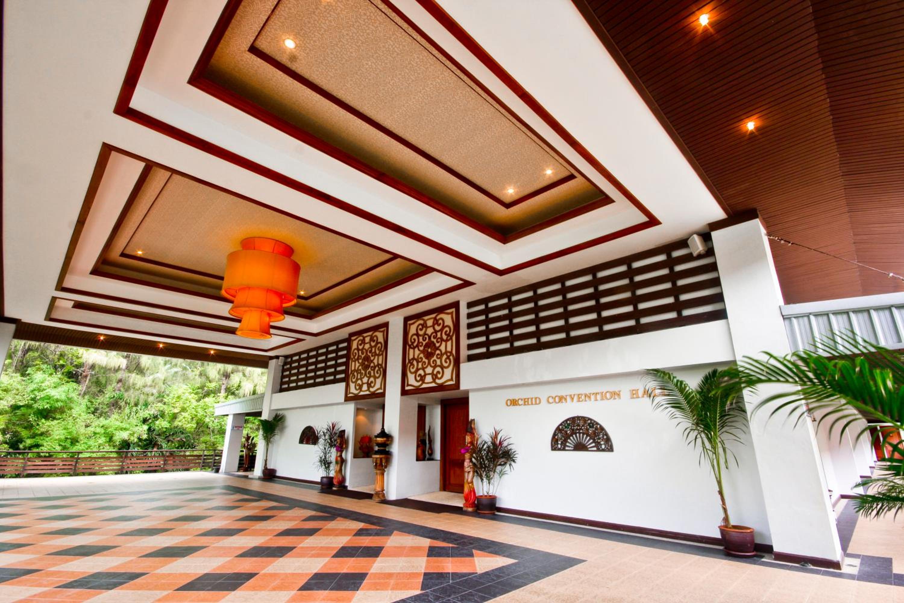 meeting & event spaces