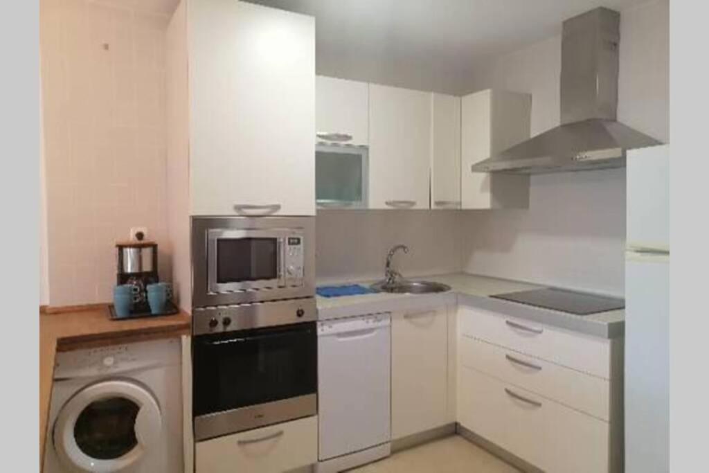 Beautiful apartment with pool in Palm Mar