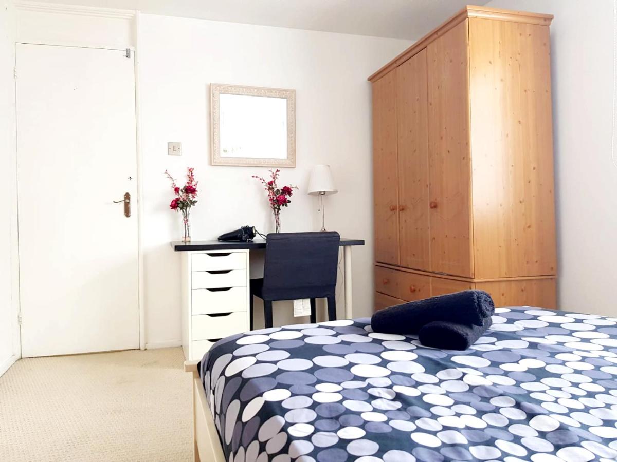 Tower Bridge Rooms