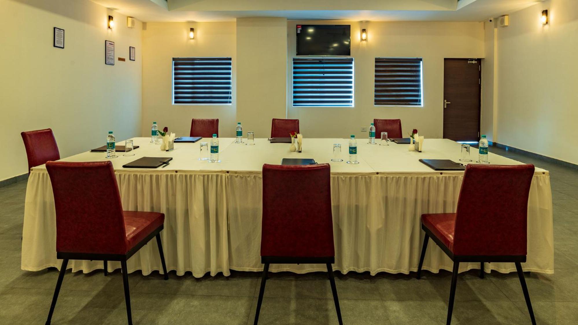 Cochin Vacations - Arctic Hotel - Property Image 7