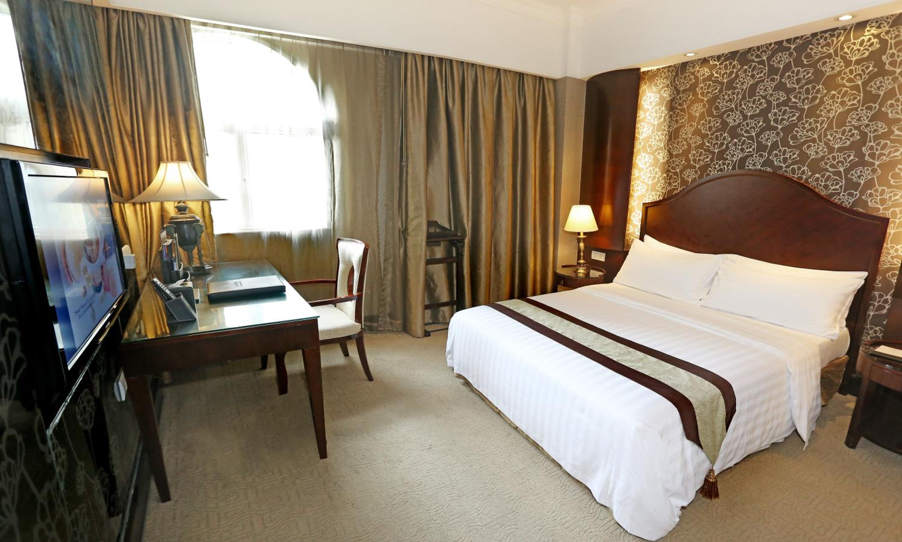 Grand Palace Hotel - Grand Hotel Management Group