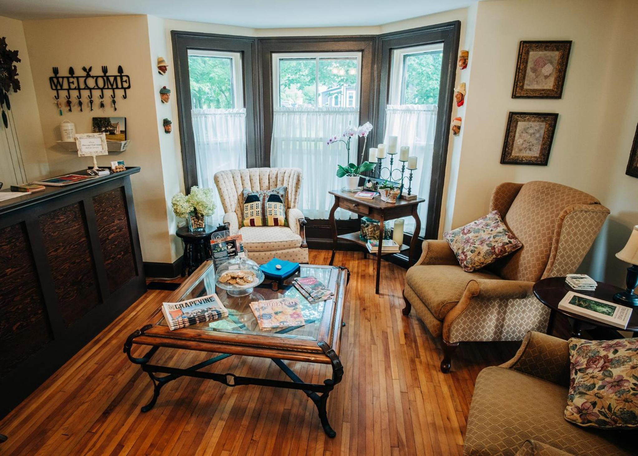 Farmhouse Inn B&B