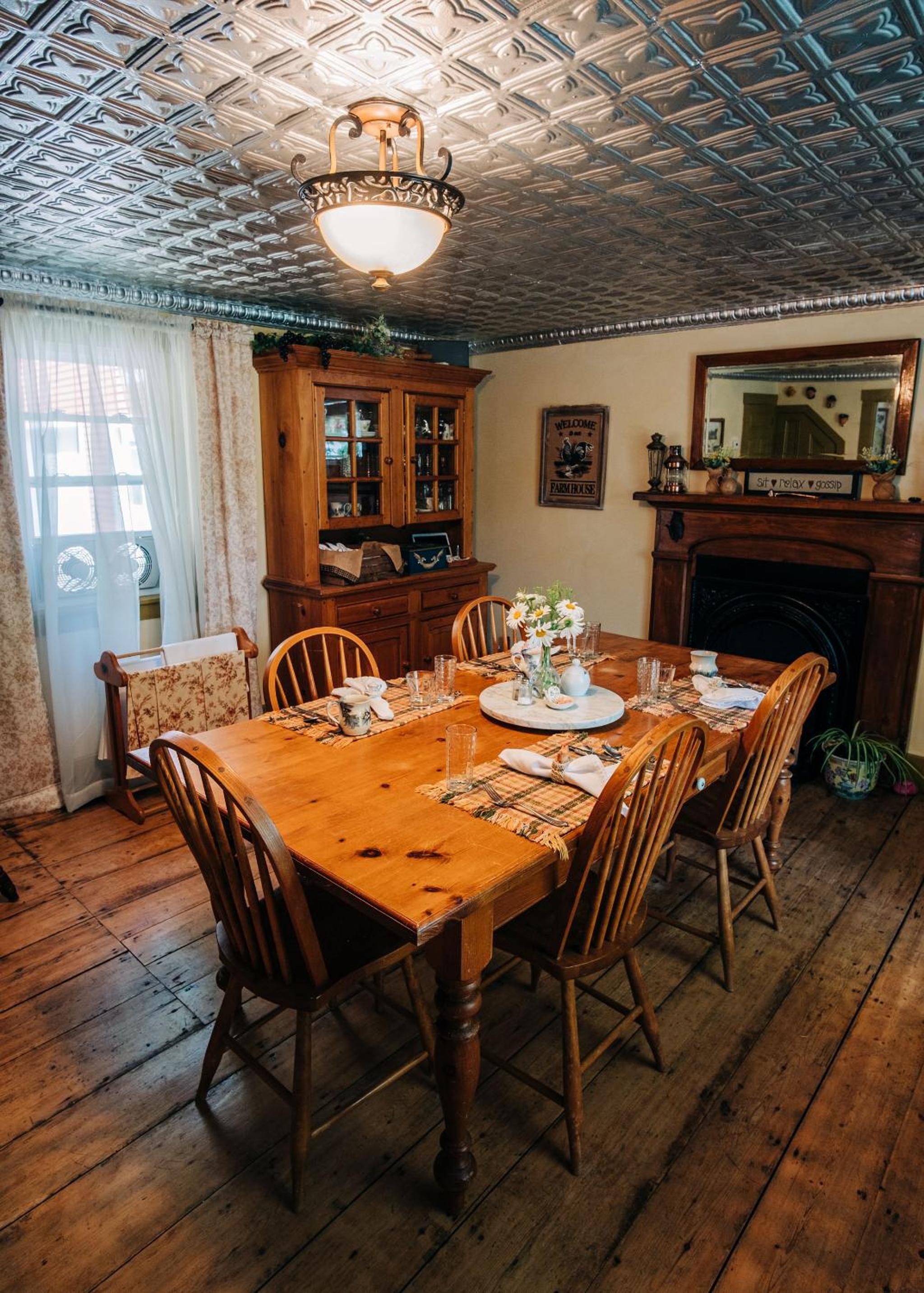 Farmhouse Inn B&B