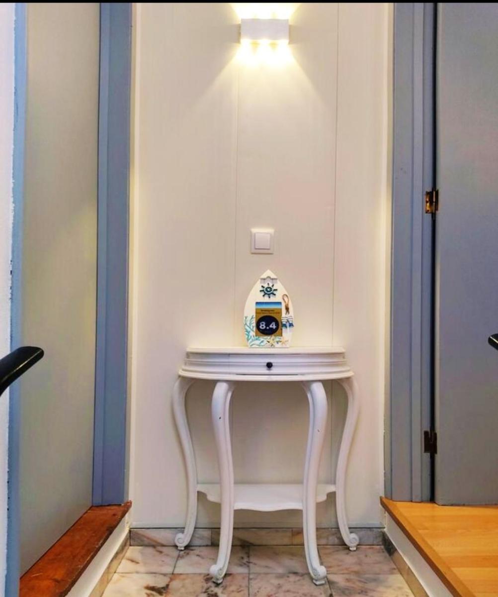 3 bedrooms house with furnished terrace and wifi at Ponta Delgada view 4