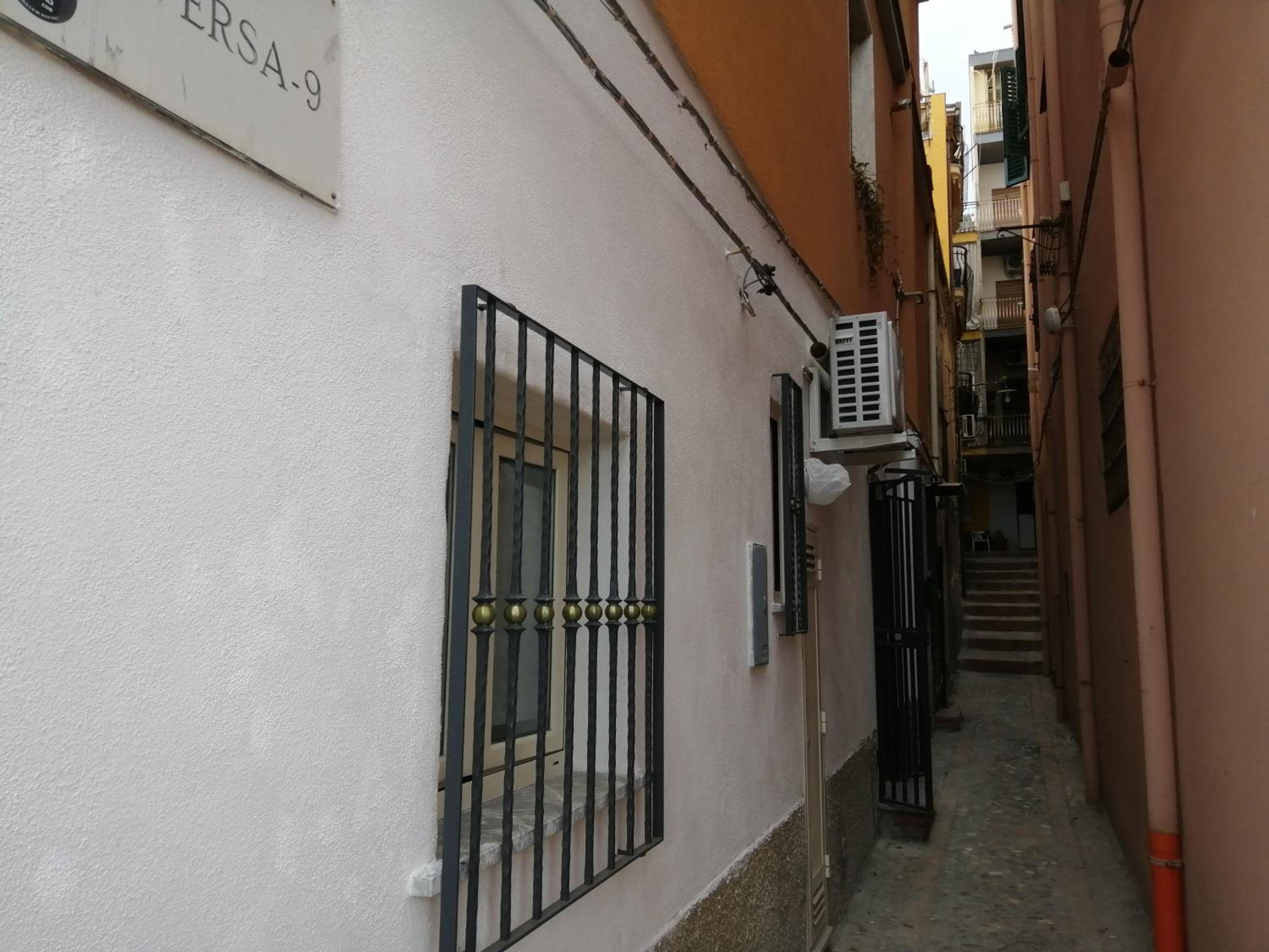 Photo 33