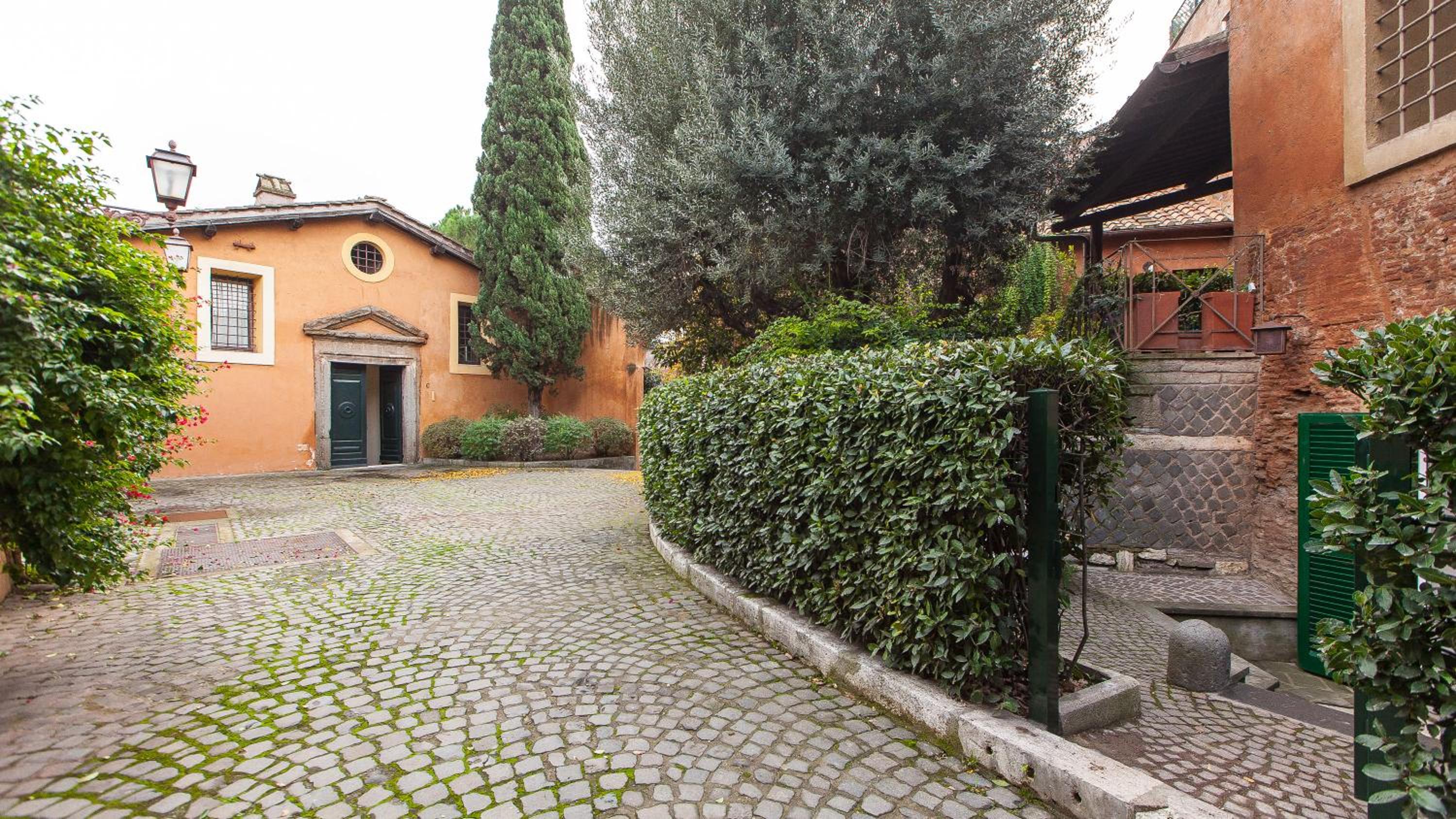 Imperial Forum Rental in Rome