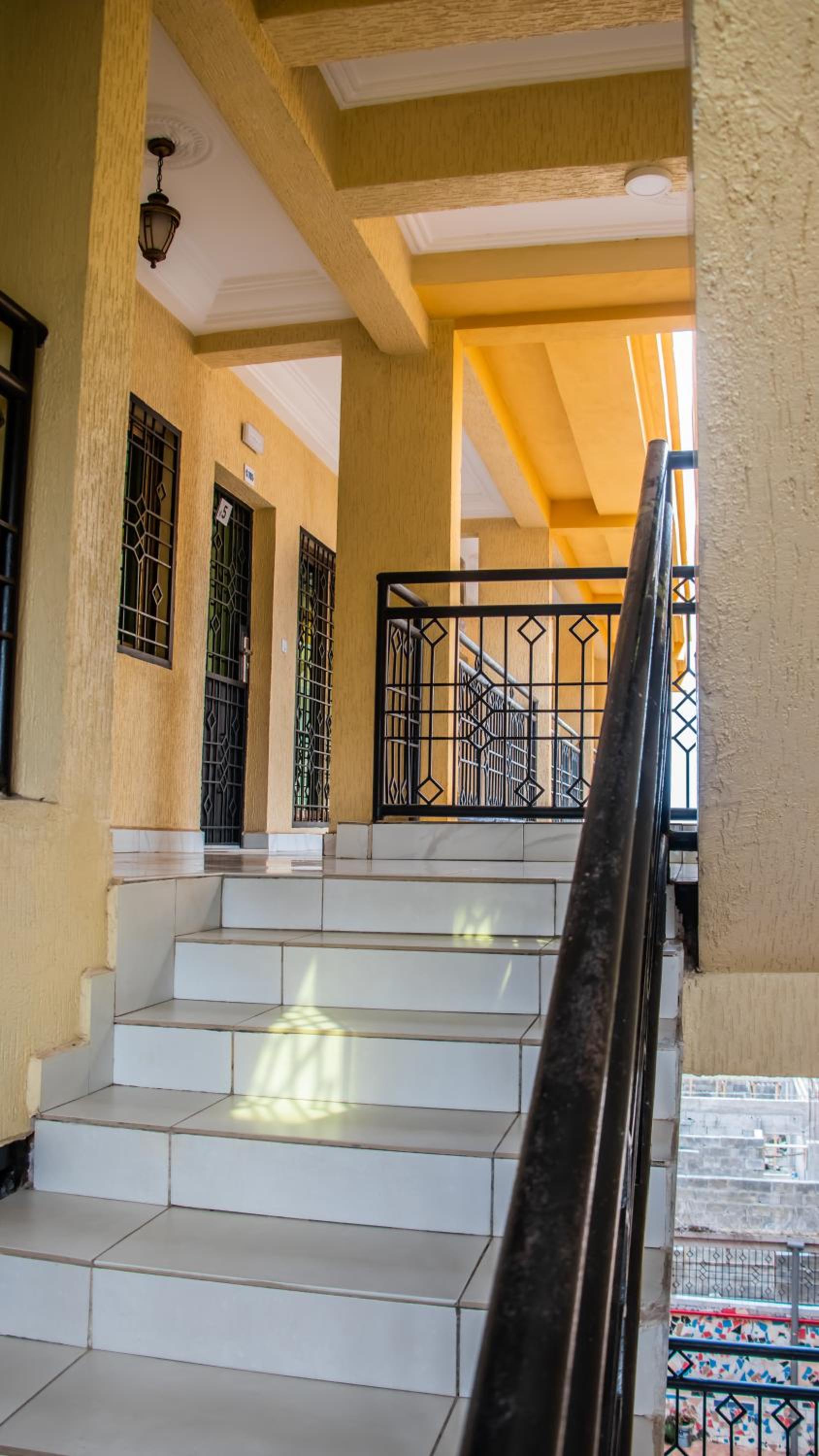 Residence Le Bonheur - 2 Bed Apartment by Douala Mall/Airport