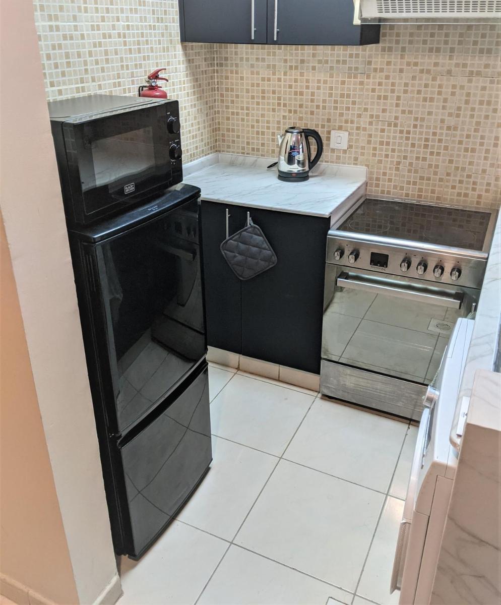 Fully Furnished Studio with Golf views and Gym