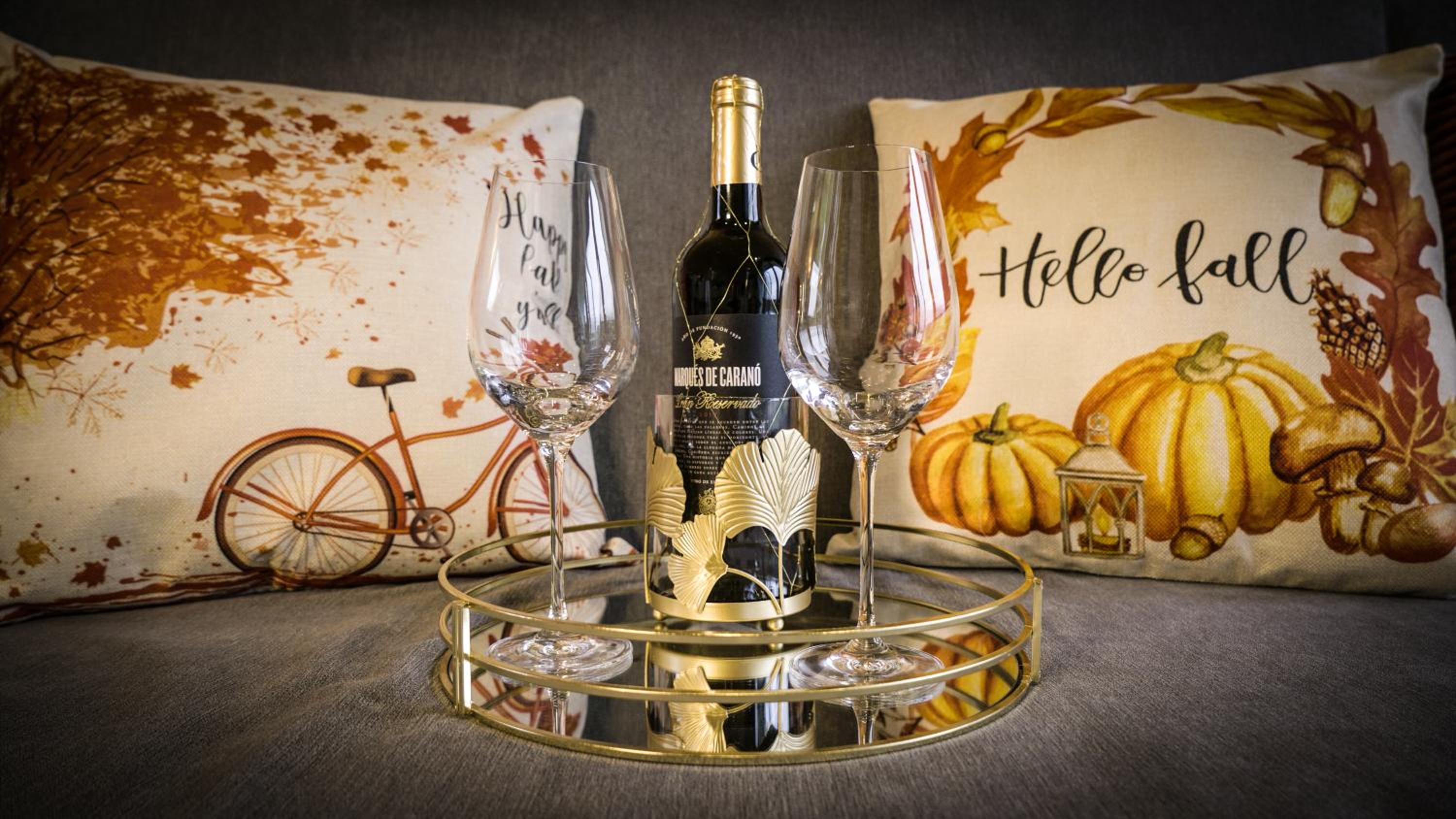 Hotel Forester's Retreat Glamping - Cambrian Mountains View - Image 1